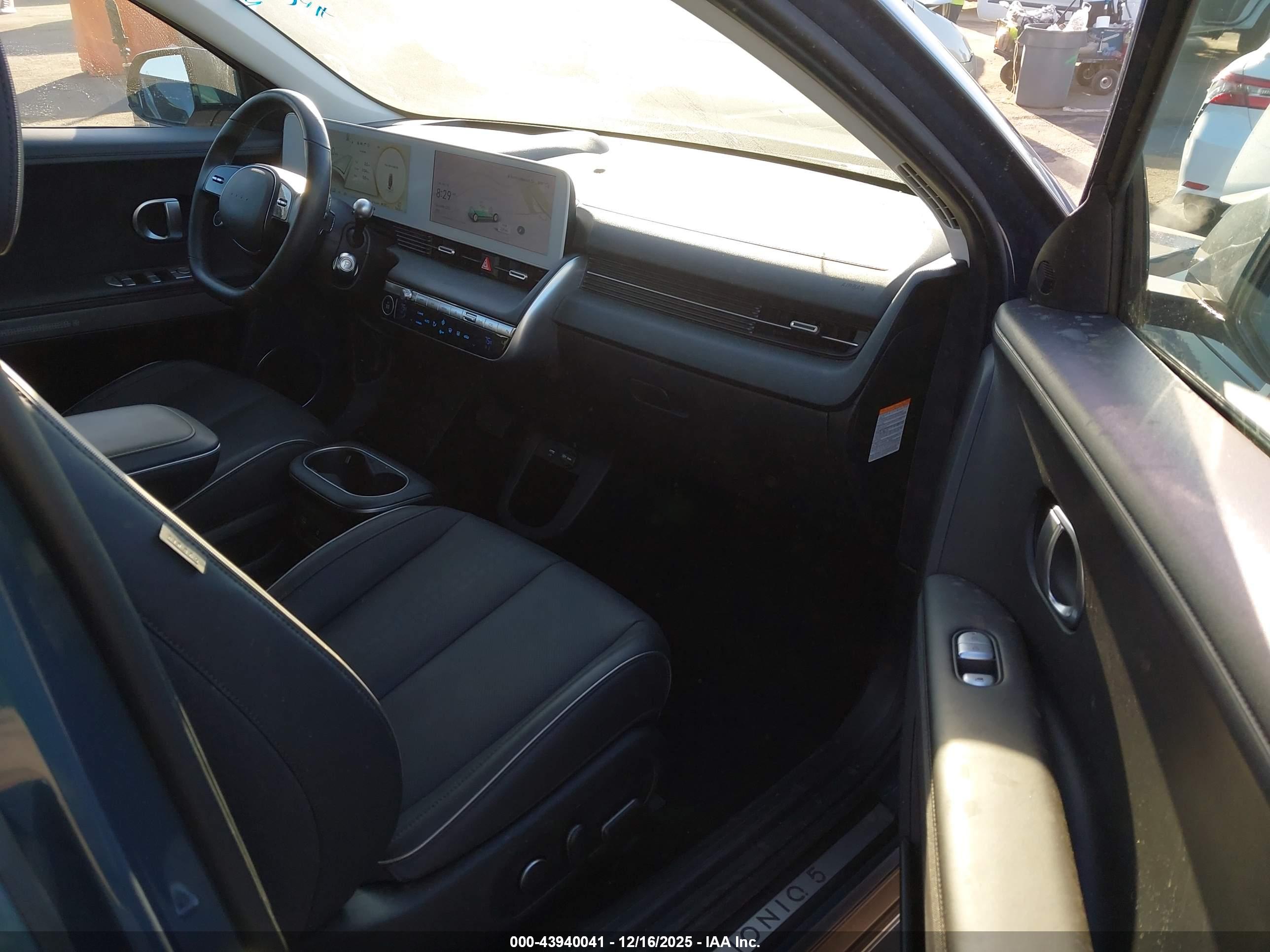 HYUNDAI IONIQ image 5