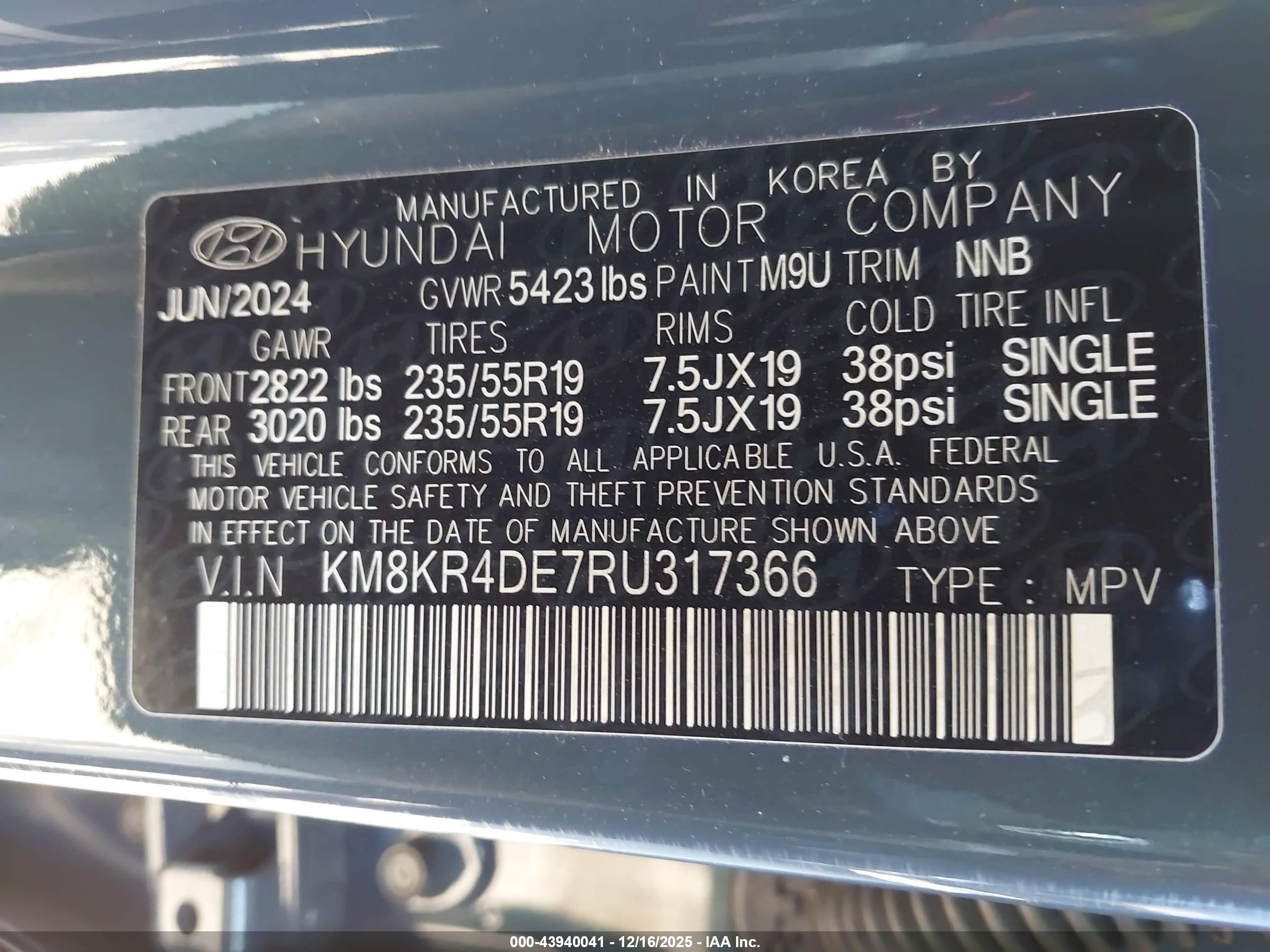 HYUNDAI IONIQ image 9