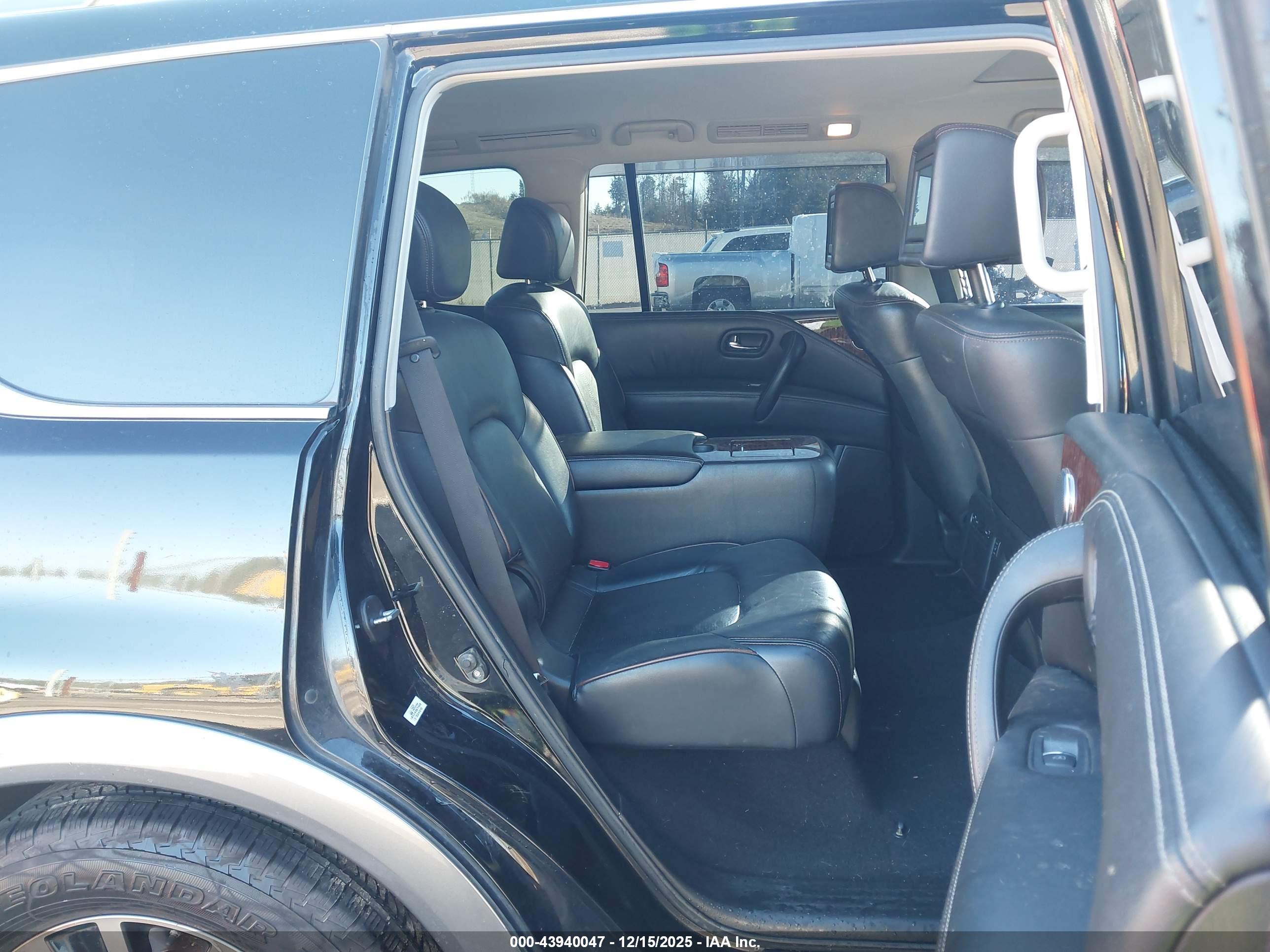 NISSAN ARMADA image 8