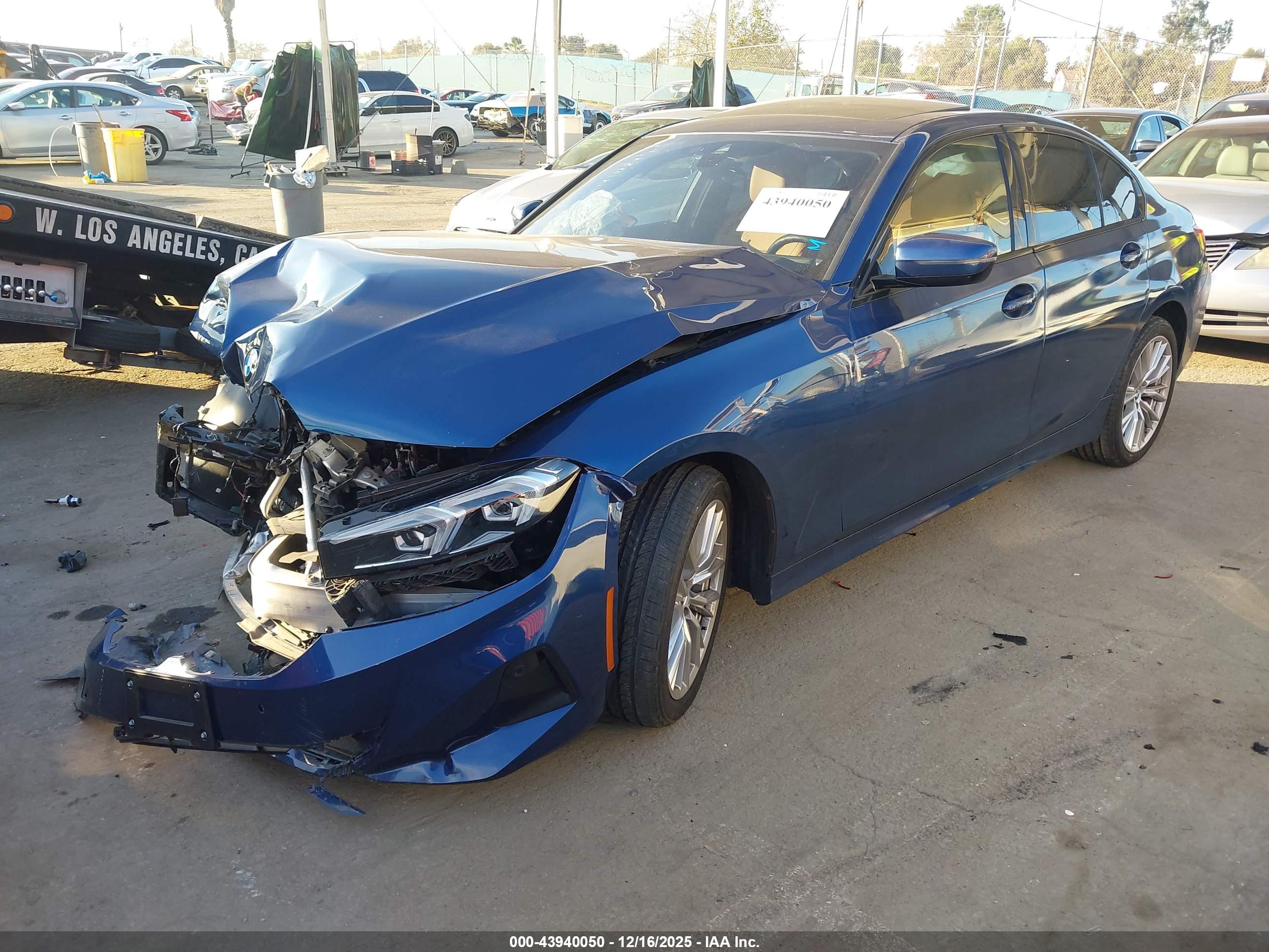 BMW 330I image 2