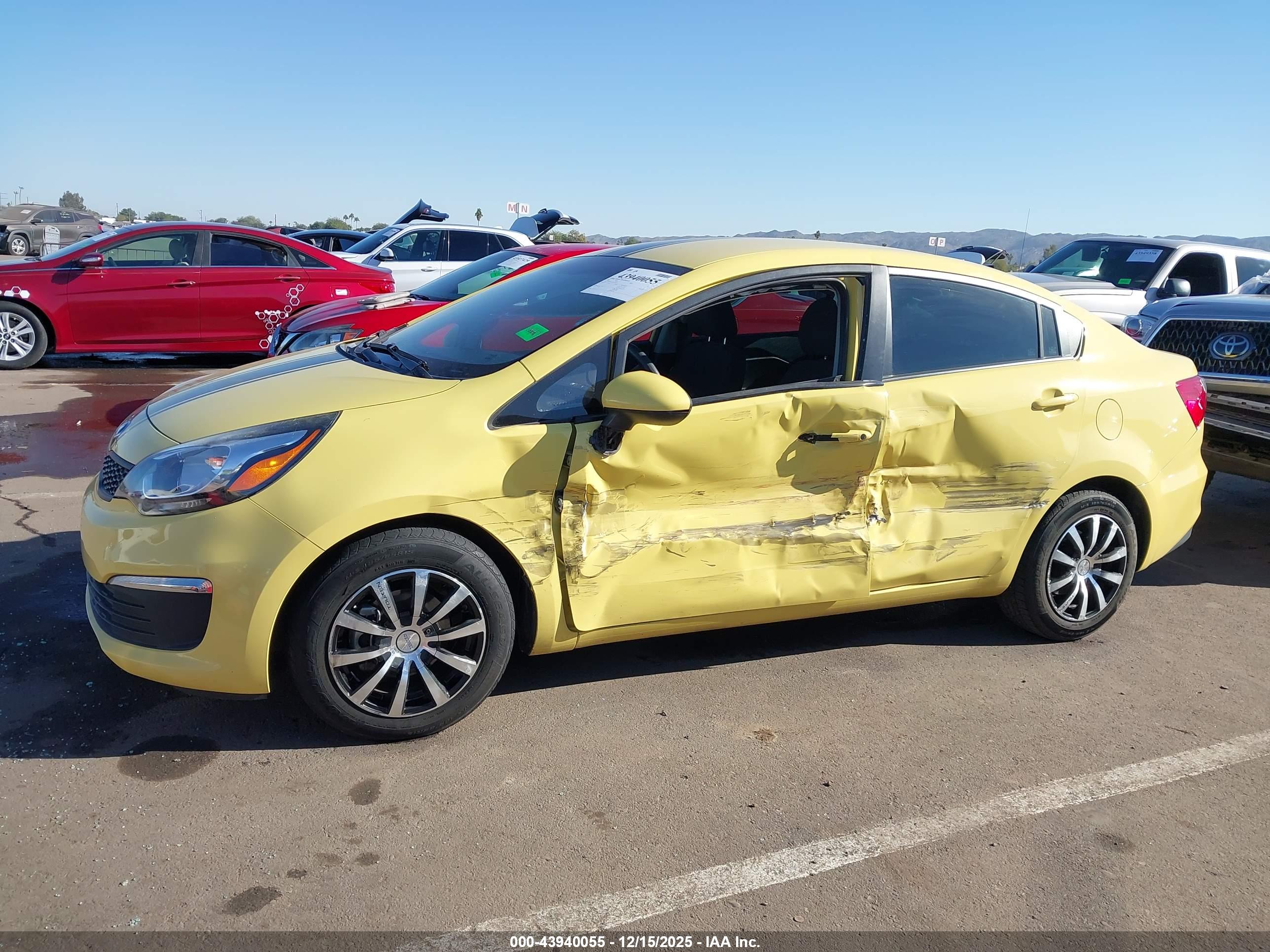 KIA RIO image 6