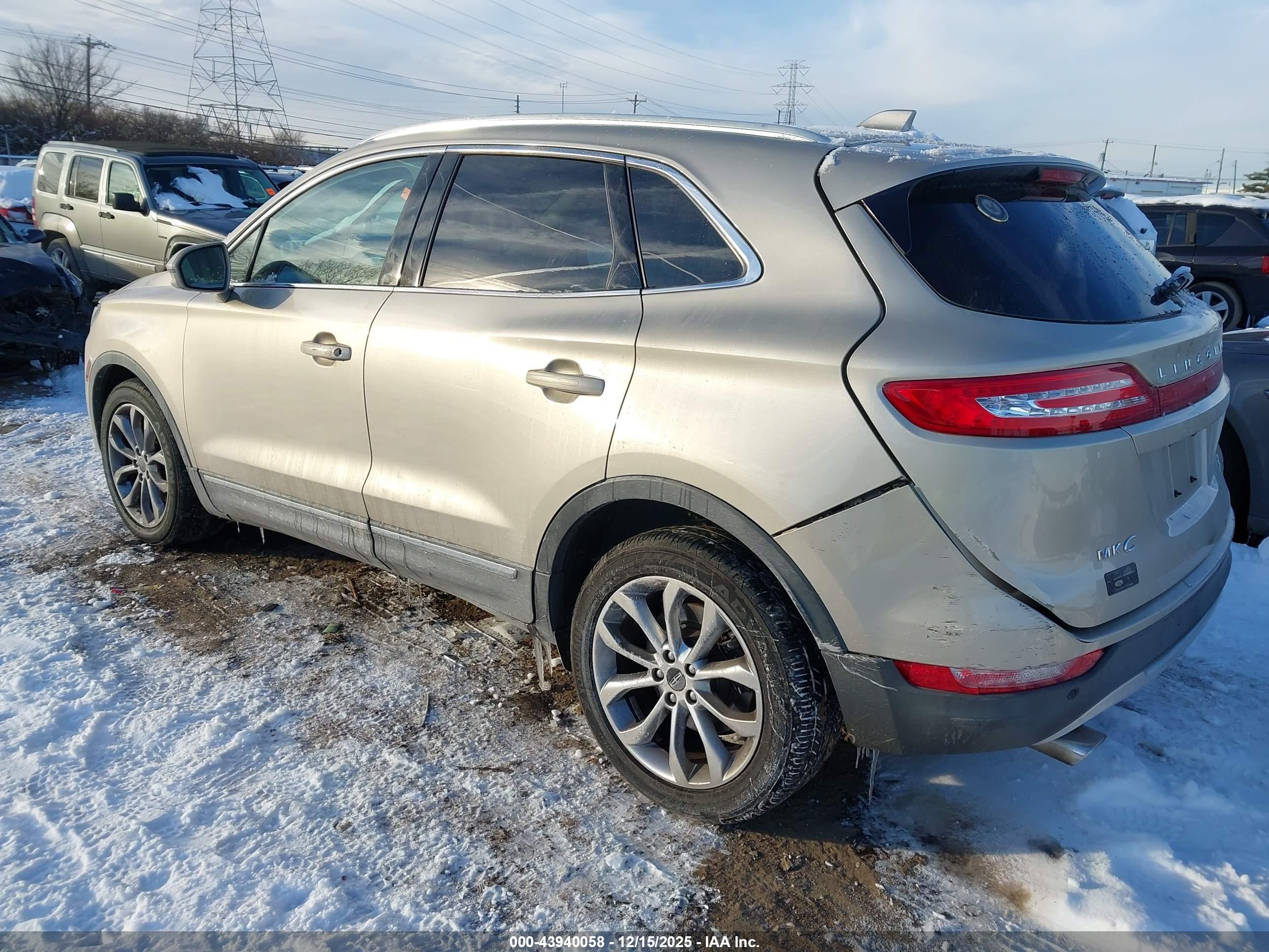 LINCOLN MKC image 3