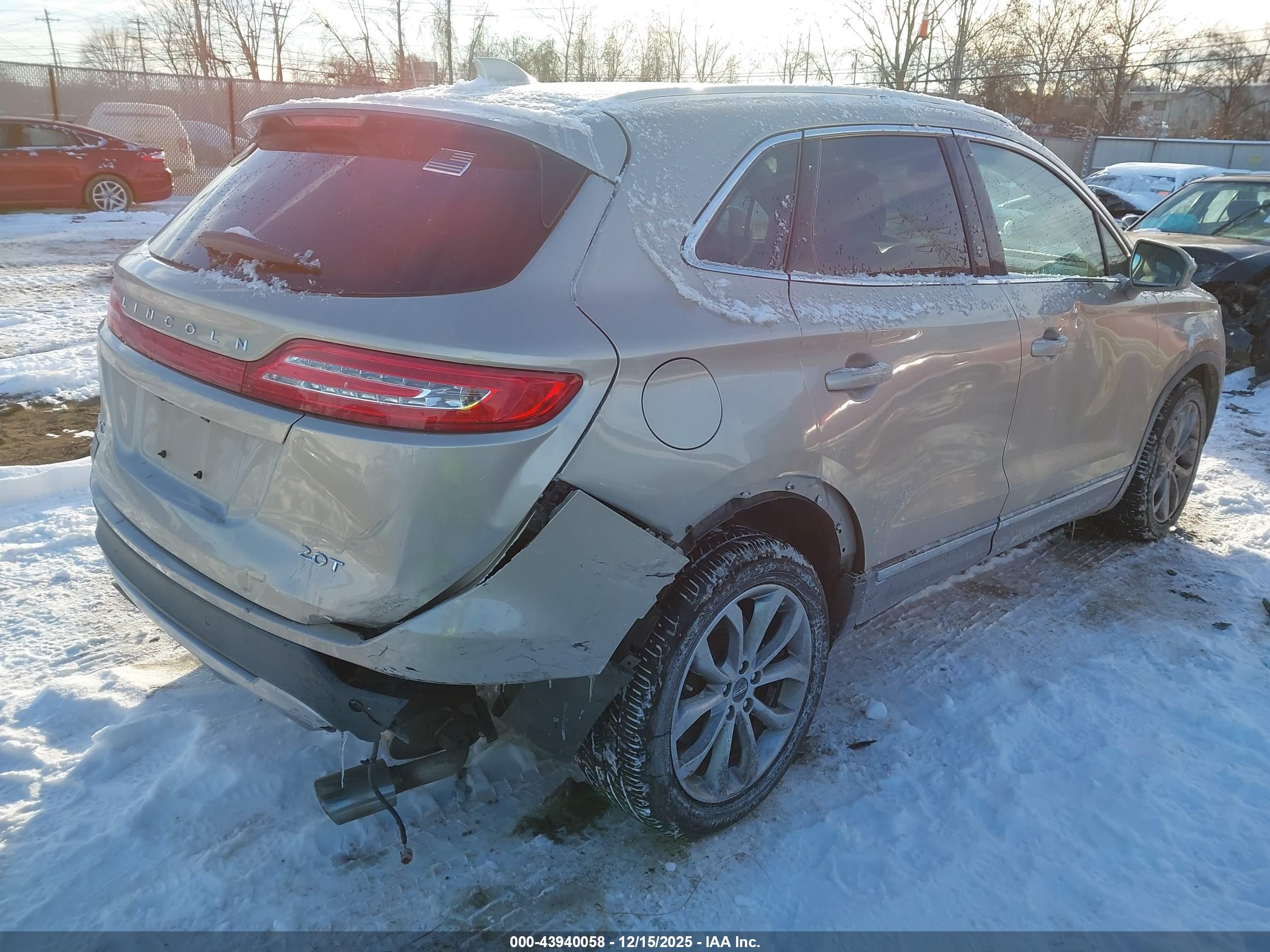 LINCOLN MKC image 4