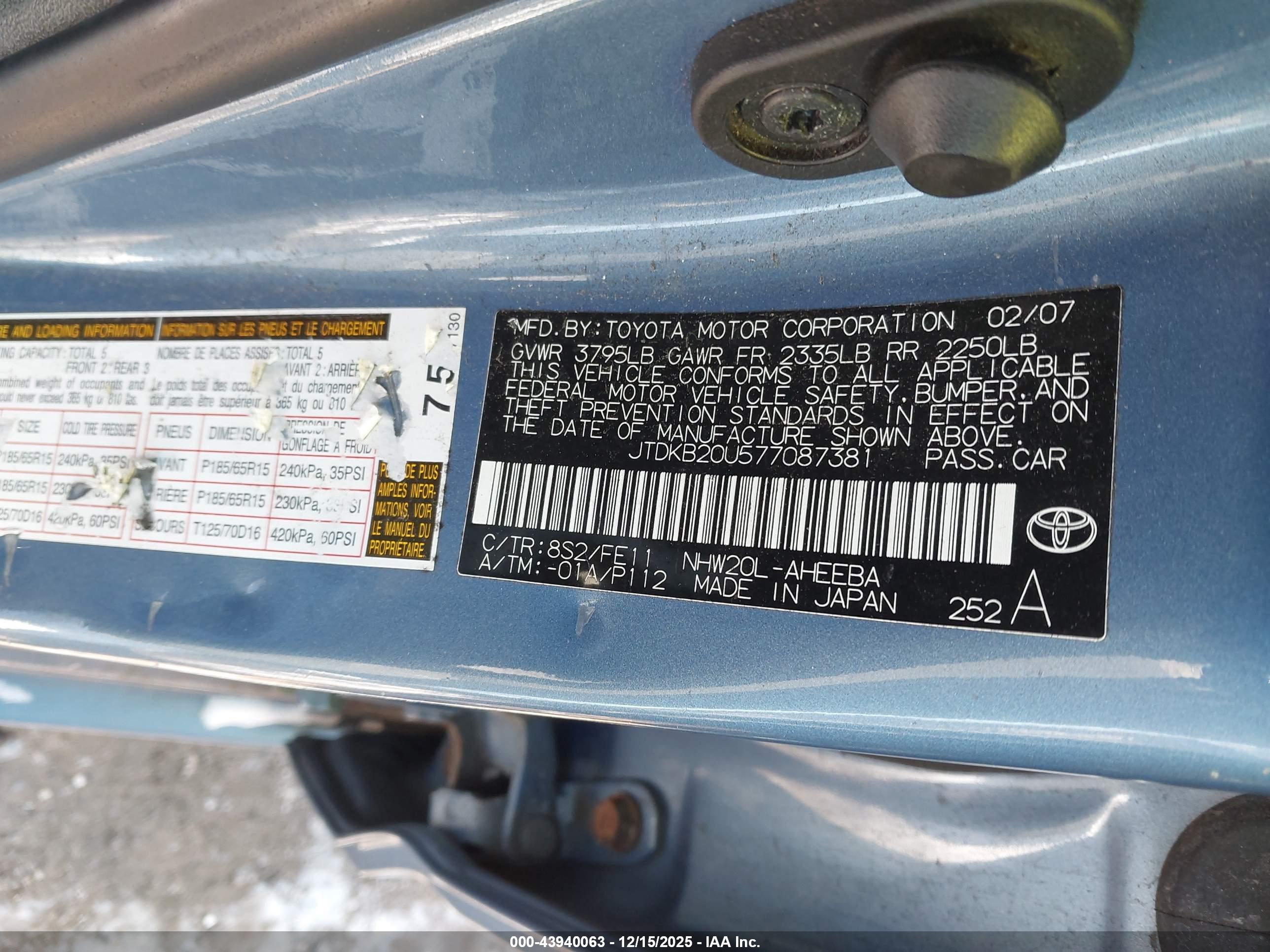 TOYOTA PRIUS image 9