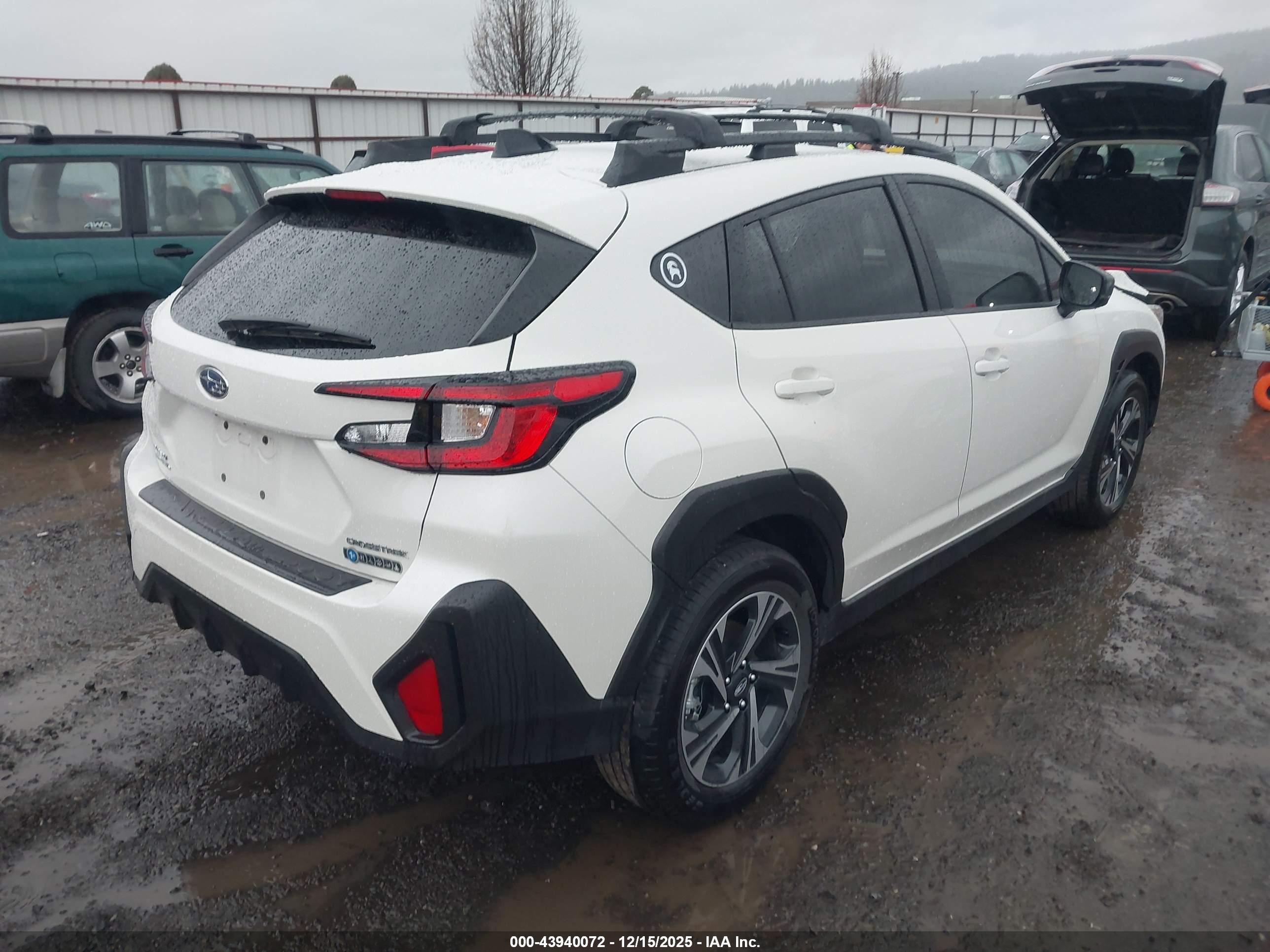 SUBARU CROSSTREK image 4