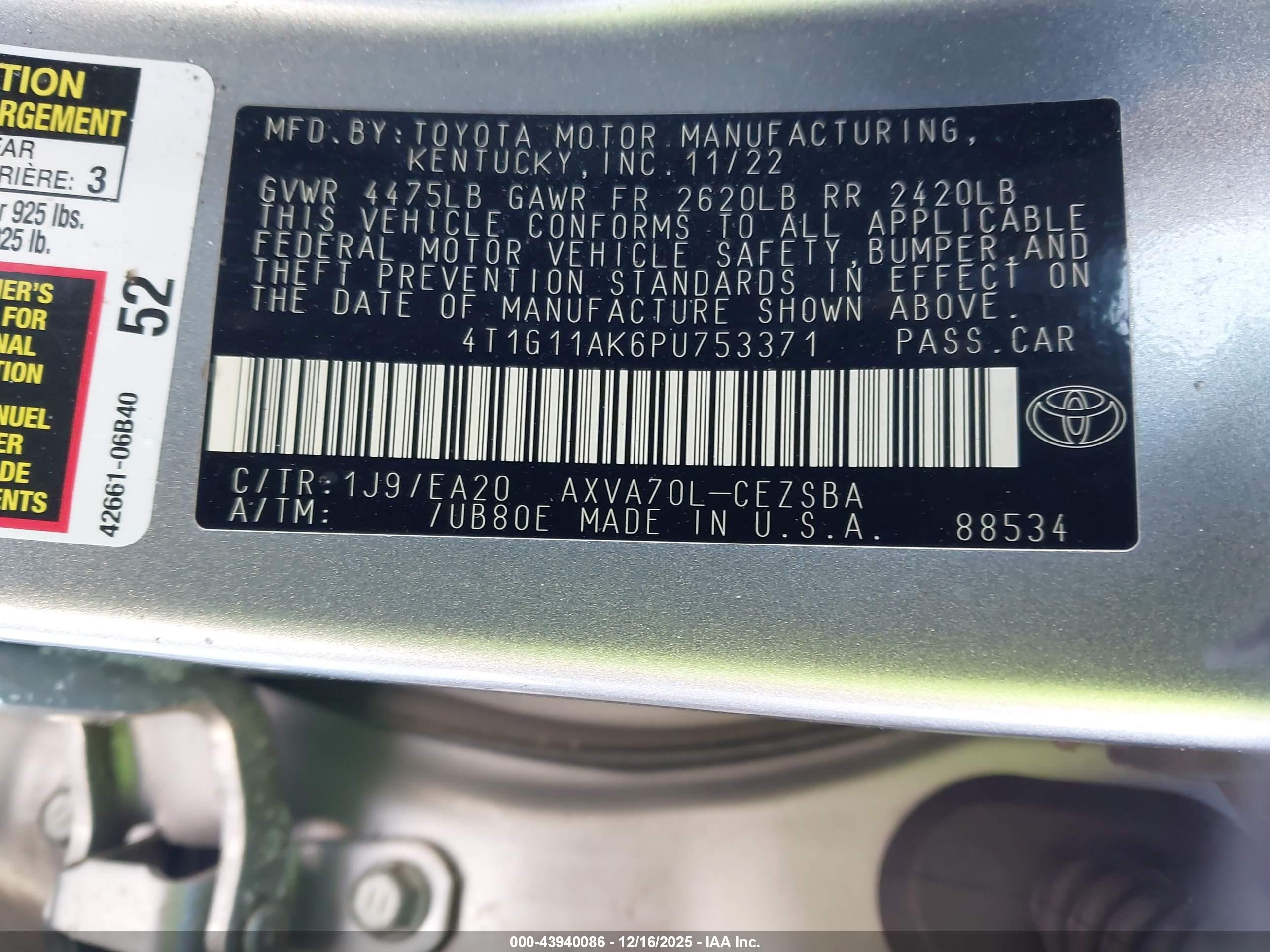 TOYOTA CAMRY image 9