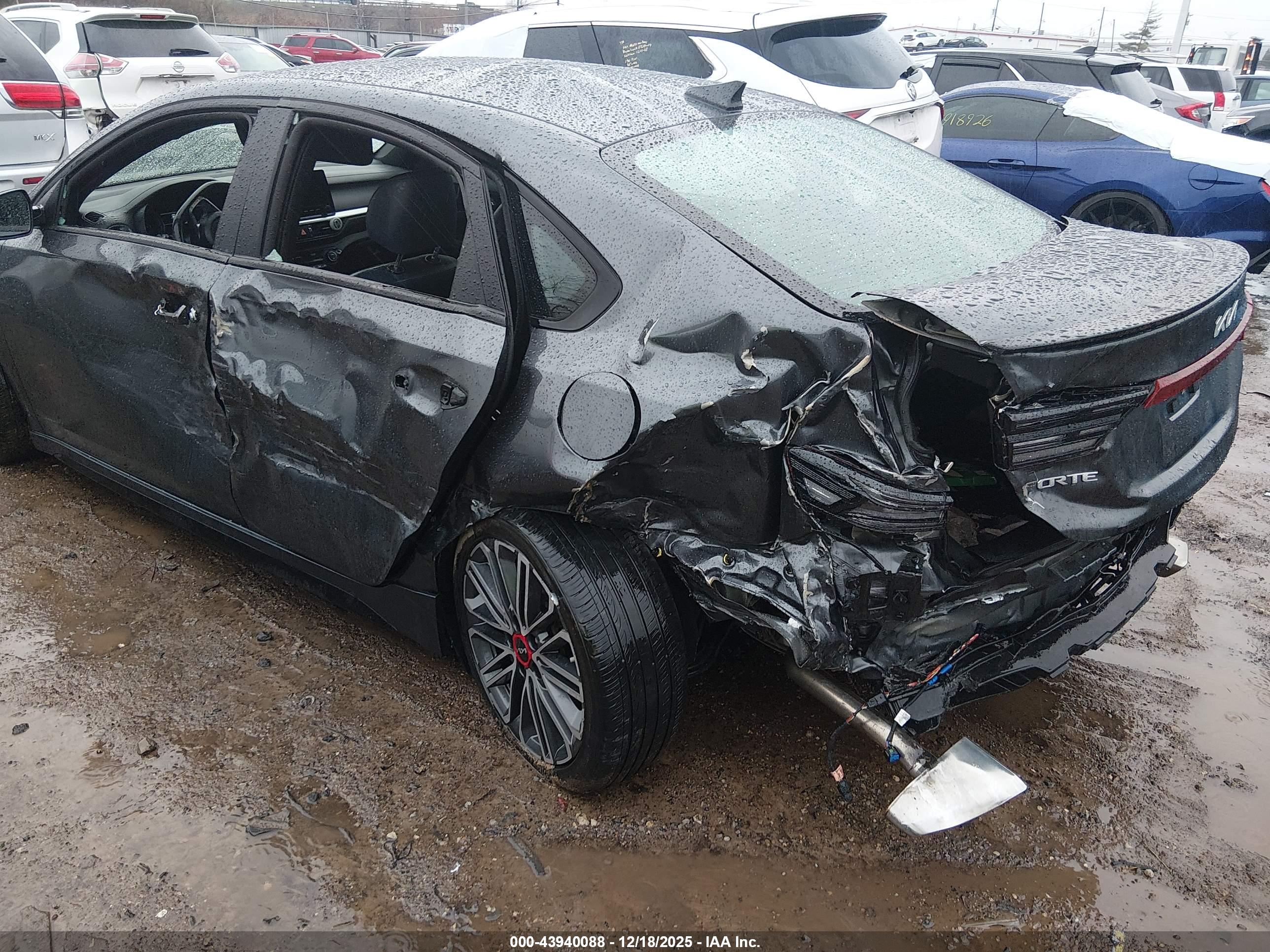 KIA FORTE image 3
