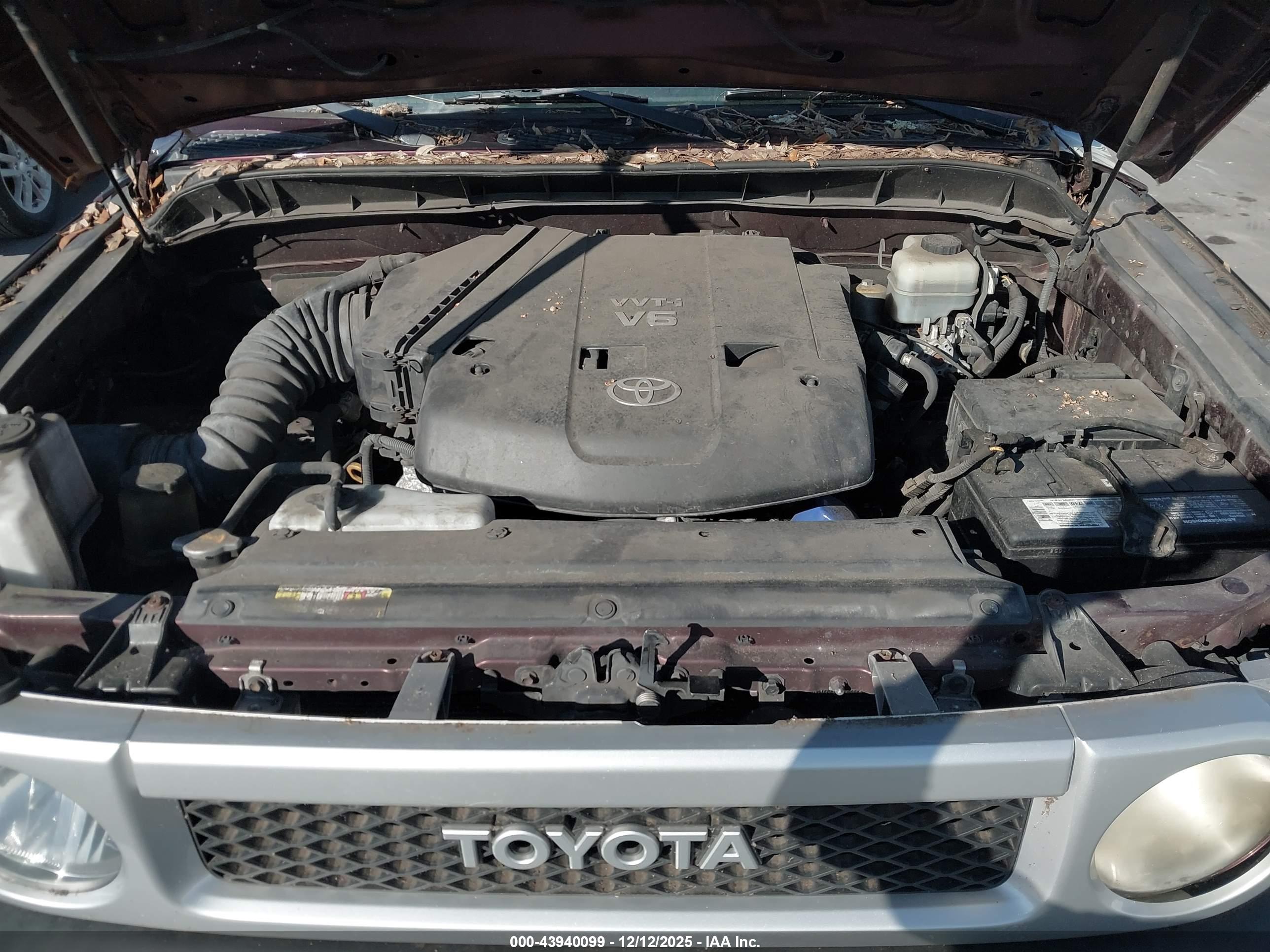 TOYOTA FJ image 10