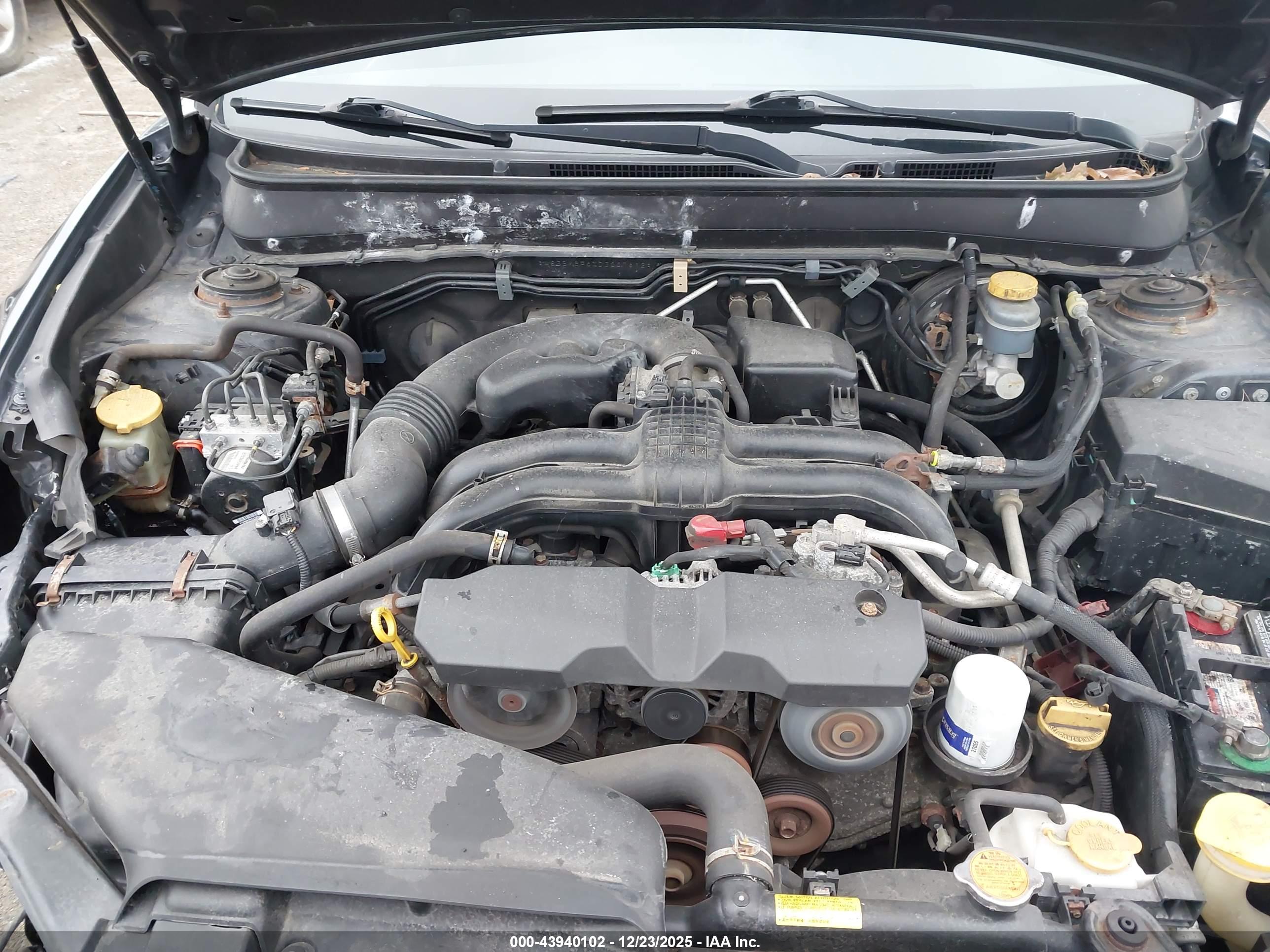 SUBARU LEGACY image 10