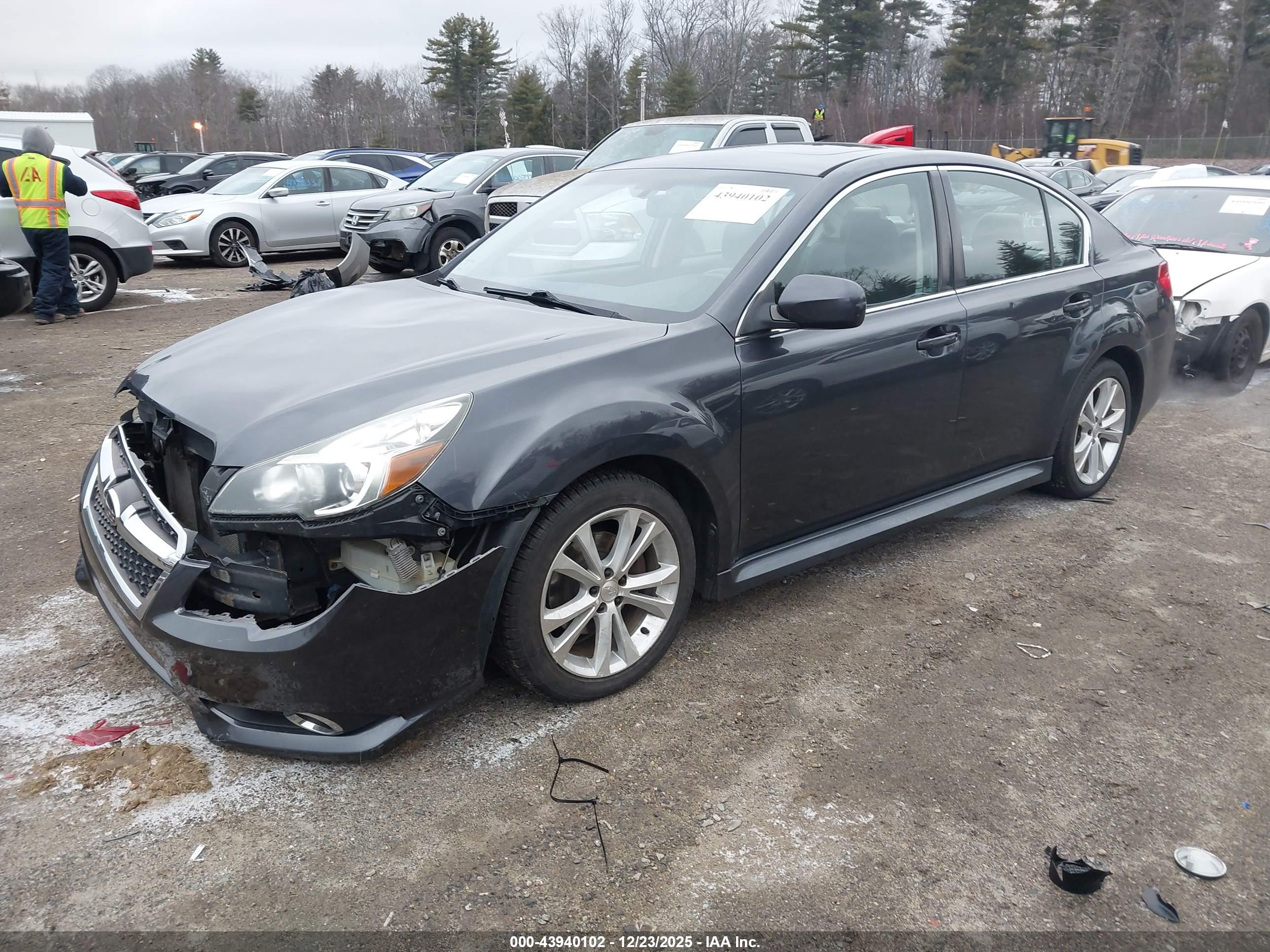 SUBARU LEGACY image 2