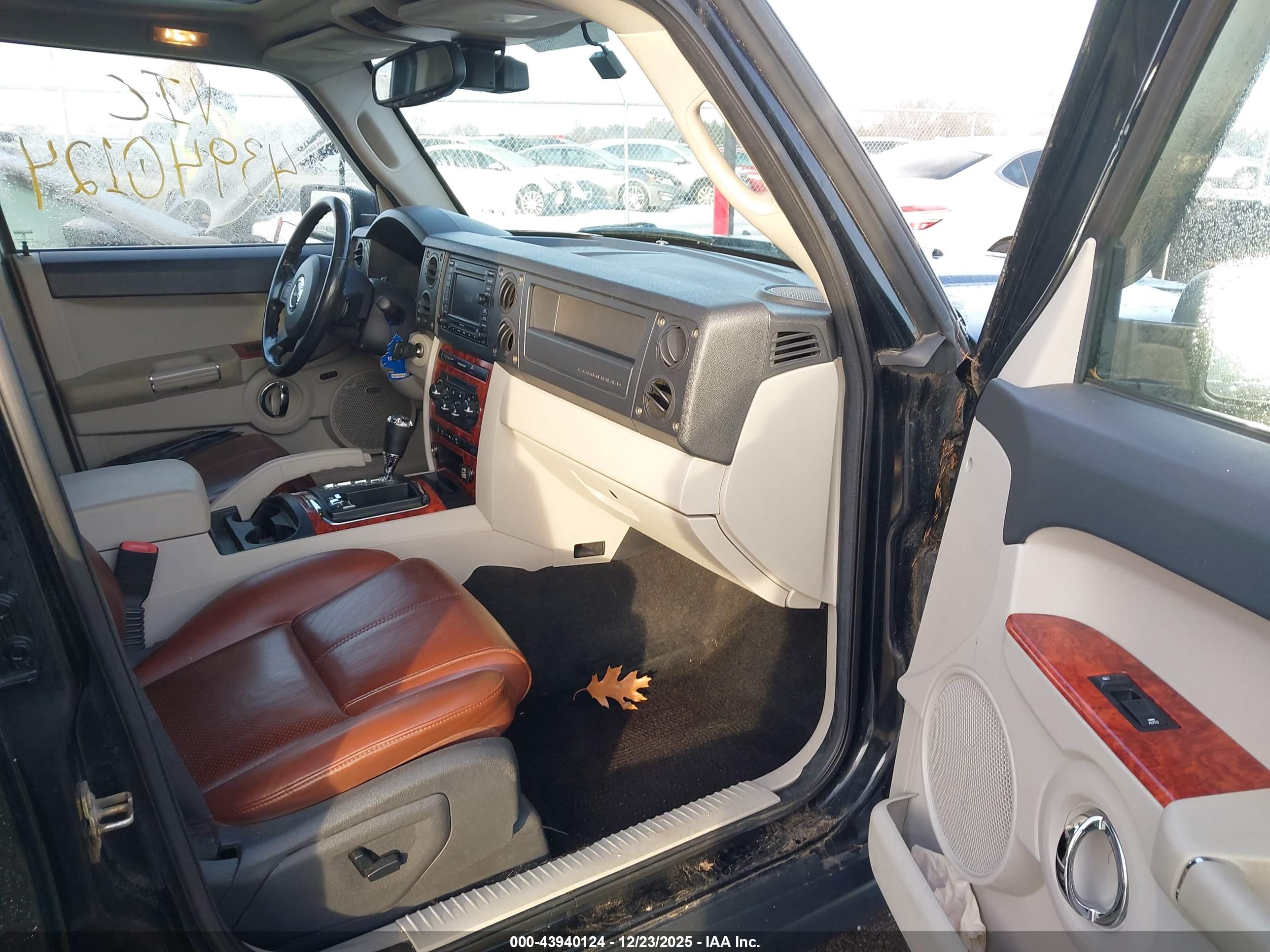 JEEP COMMANDER image 5