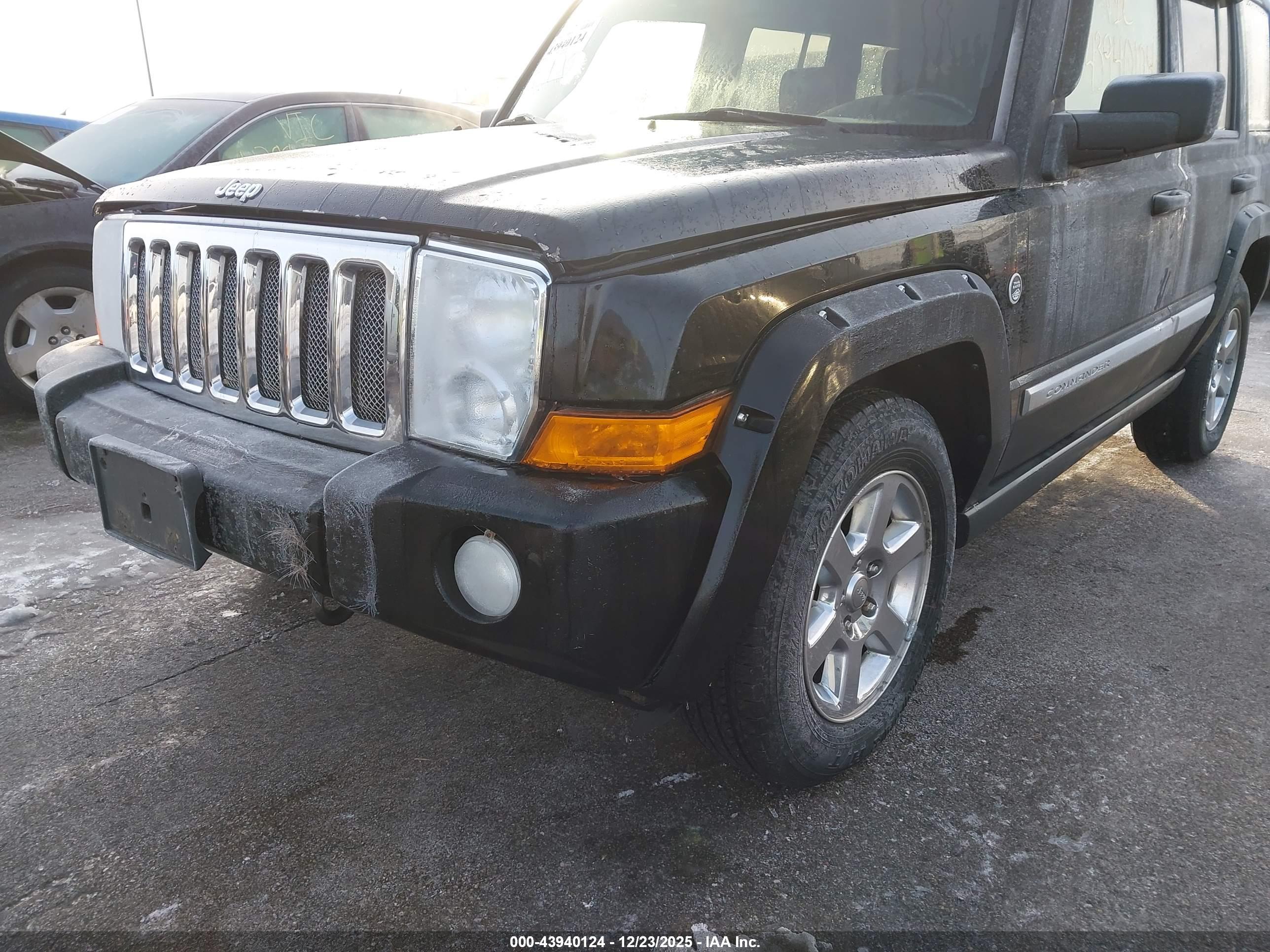 JEEP COMMANDER image 6