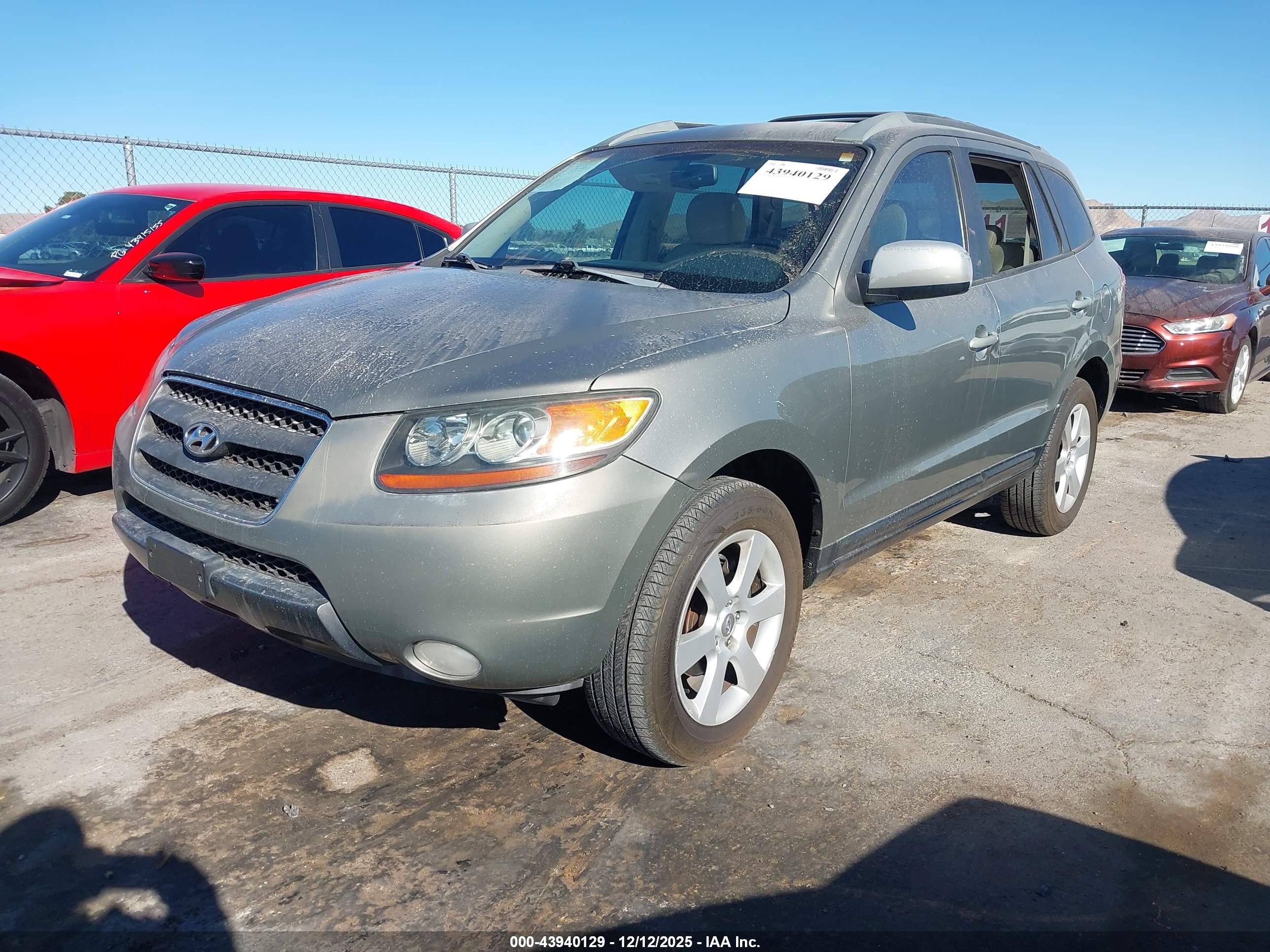 HYUNDAI SANTA image 2
