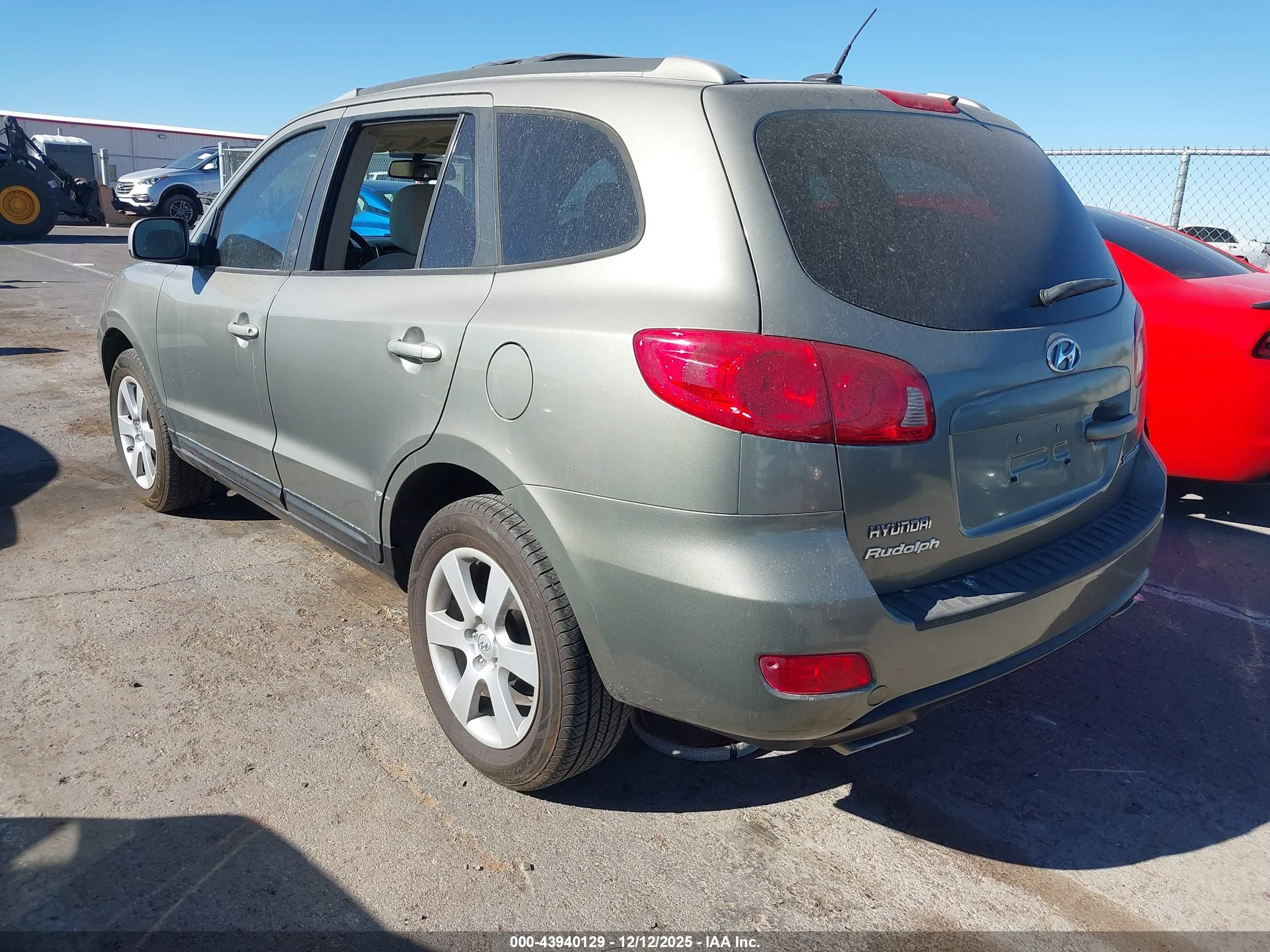 HYUNDAI SANTA image 3