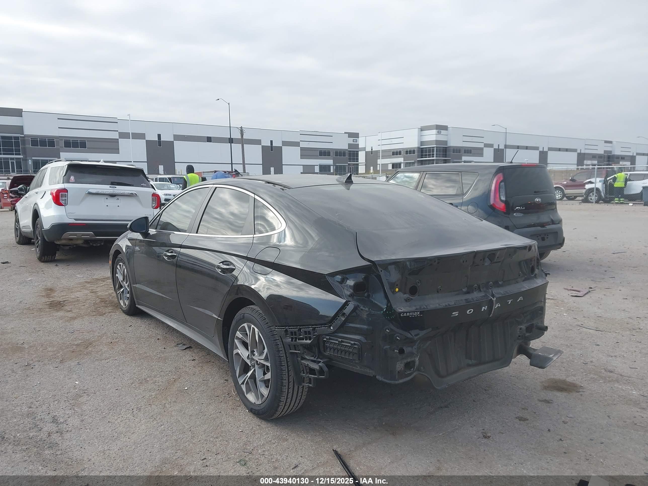 HYUNDAI SONATA image 3