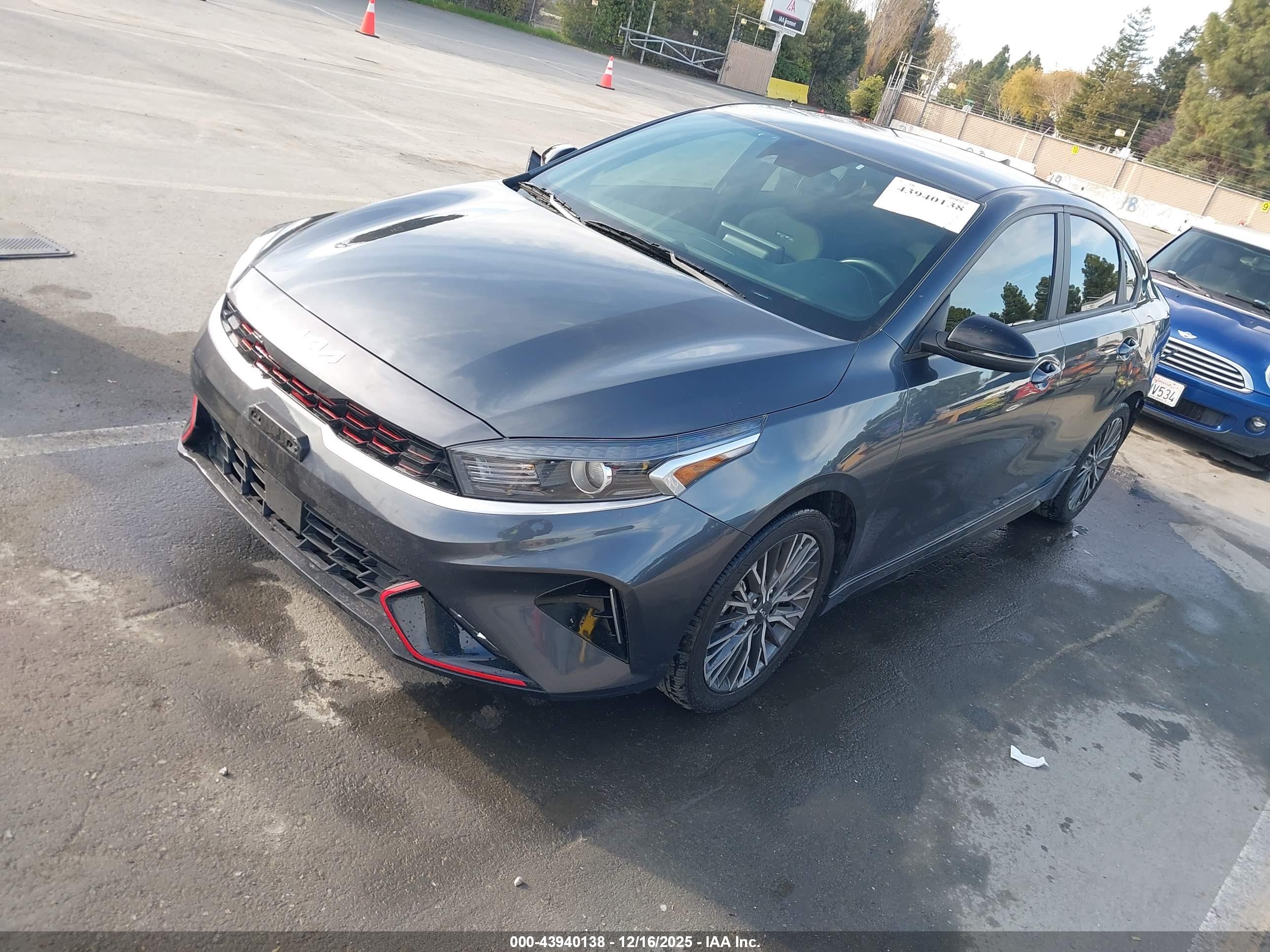 KIA FORTE image 2