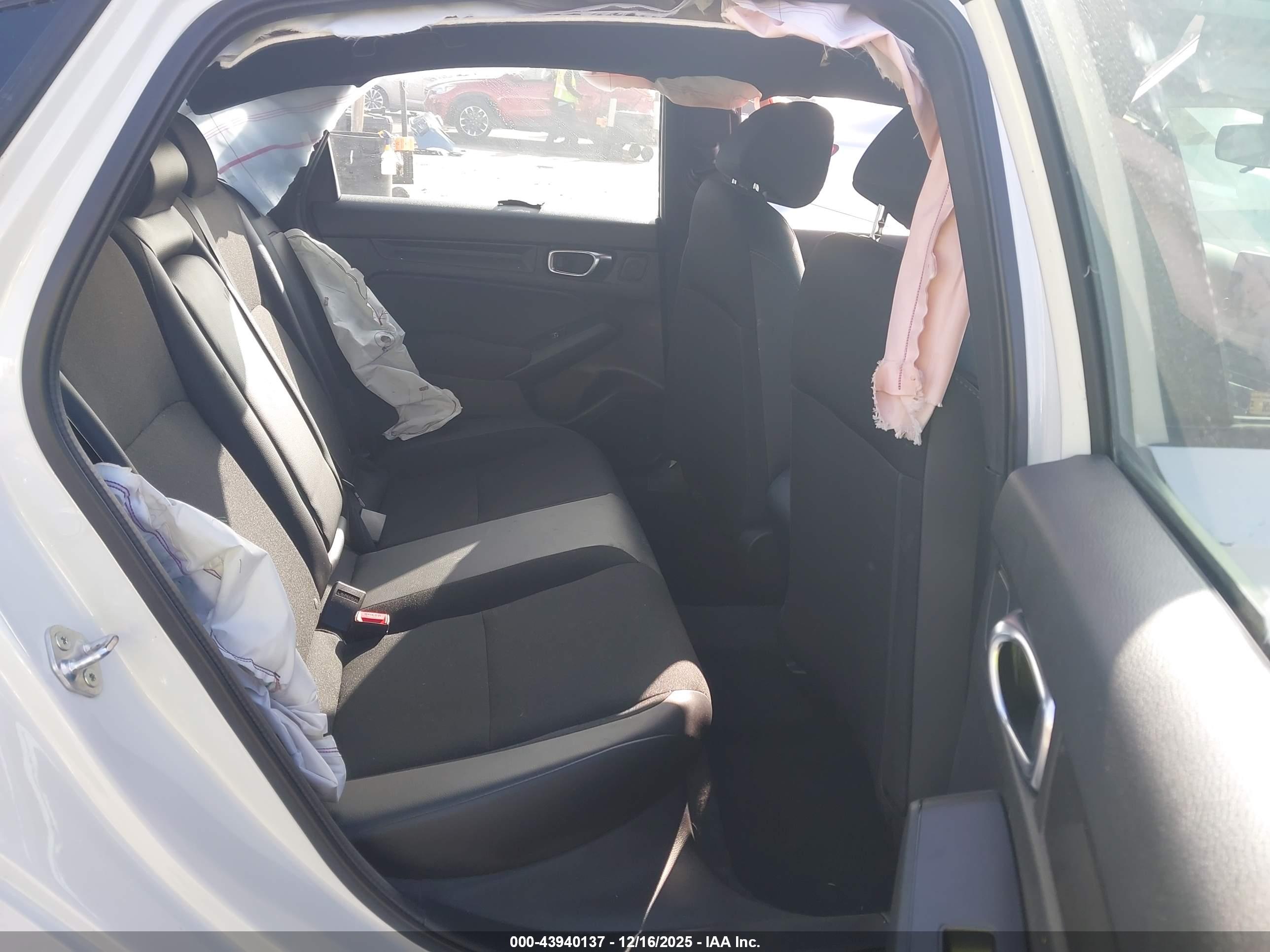 HONDA CIVIC image 8