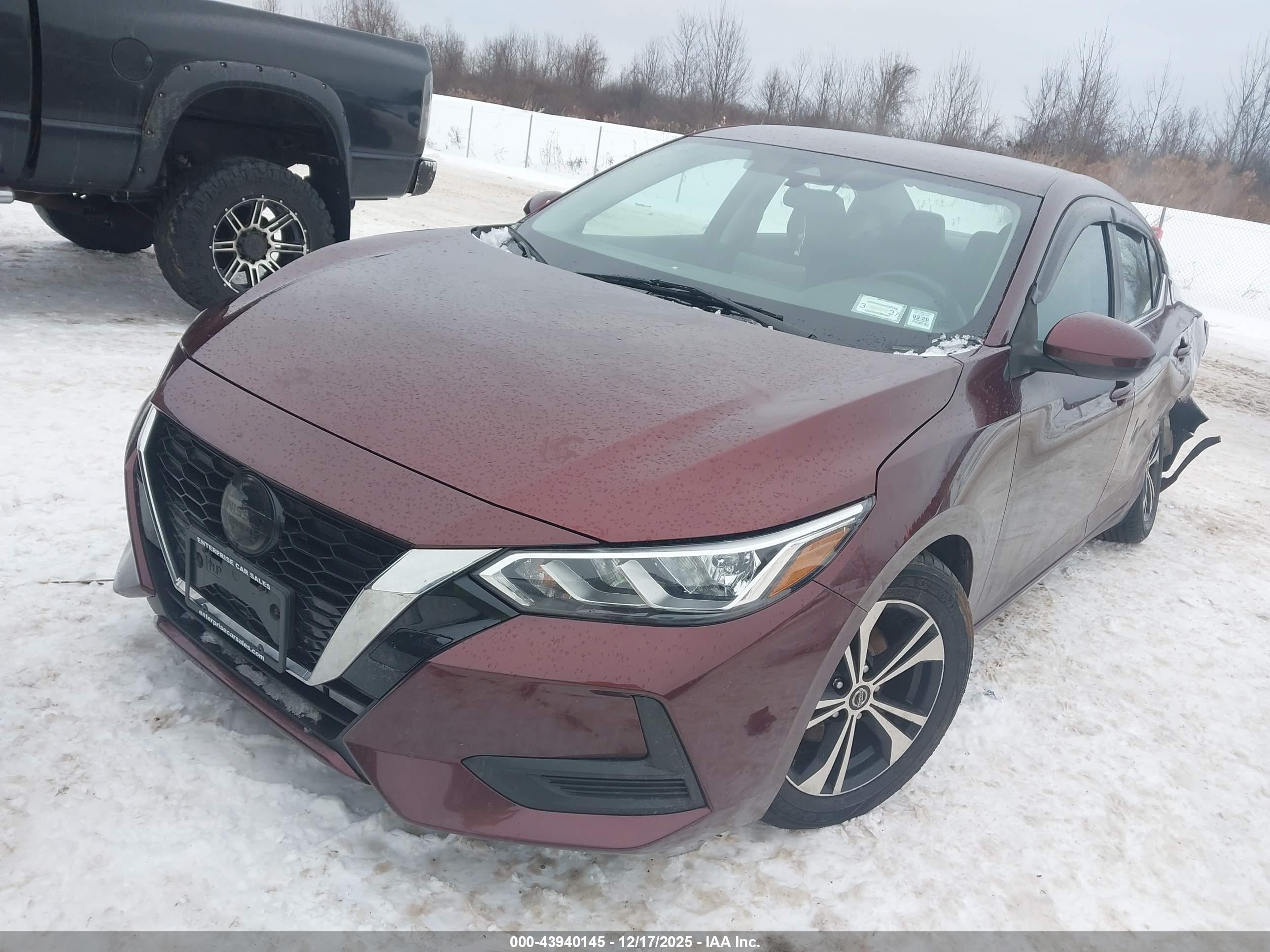 NISSAN SENTRA image 2