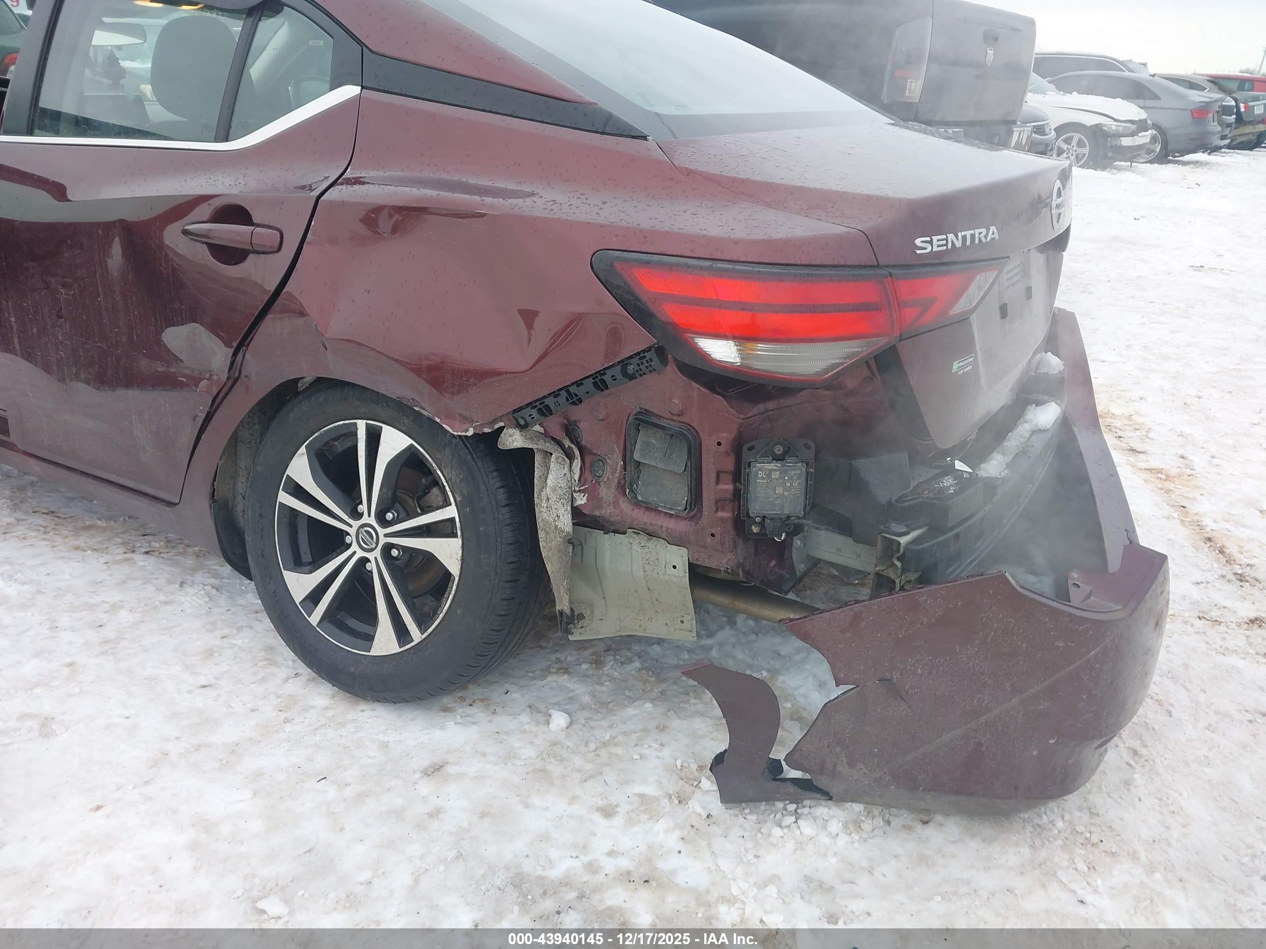 NISSAN SENTRA image 6