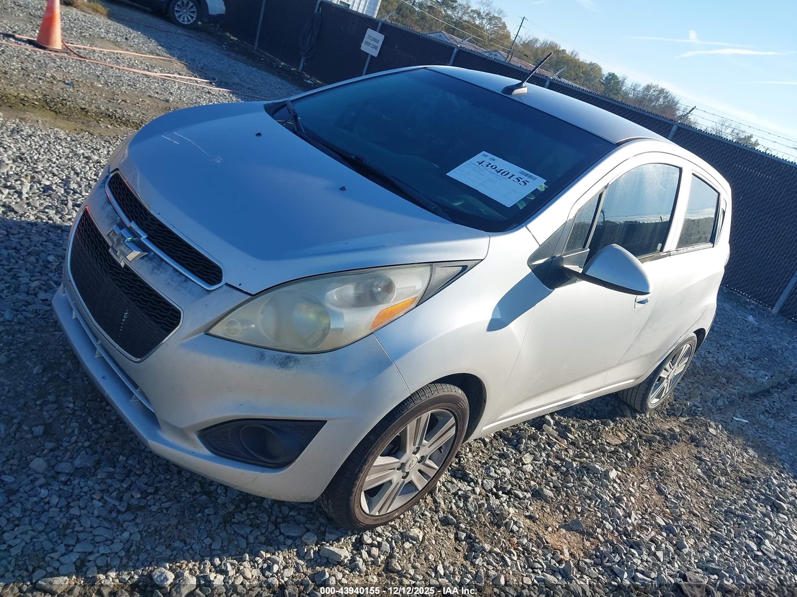 CHEVROLET SPARK image 2