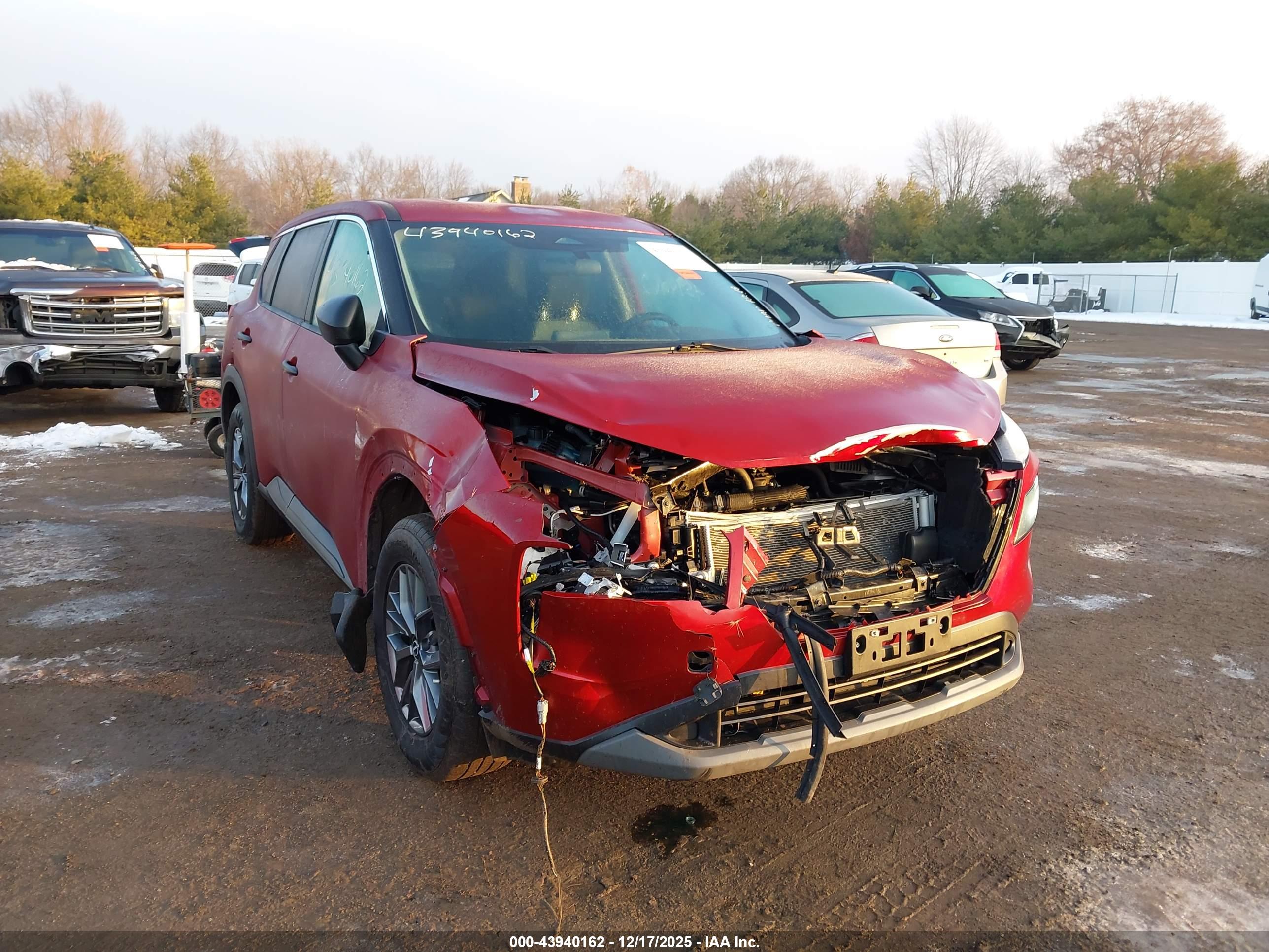 NISSAN ROGUE image 6
