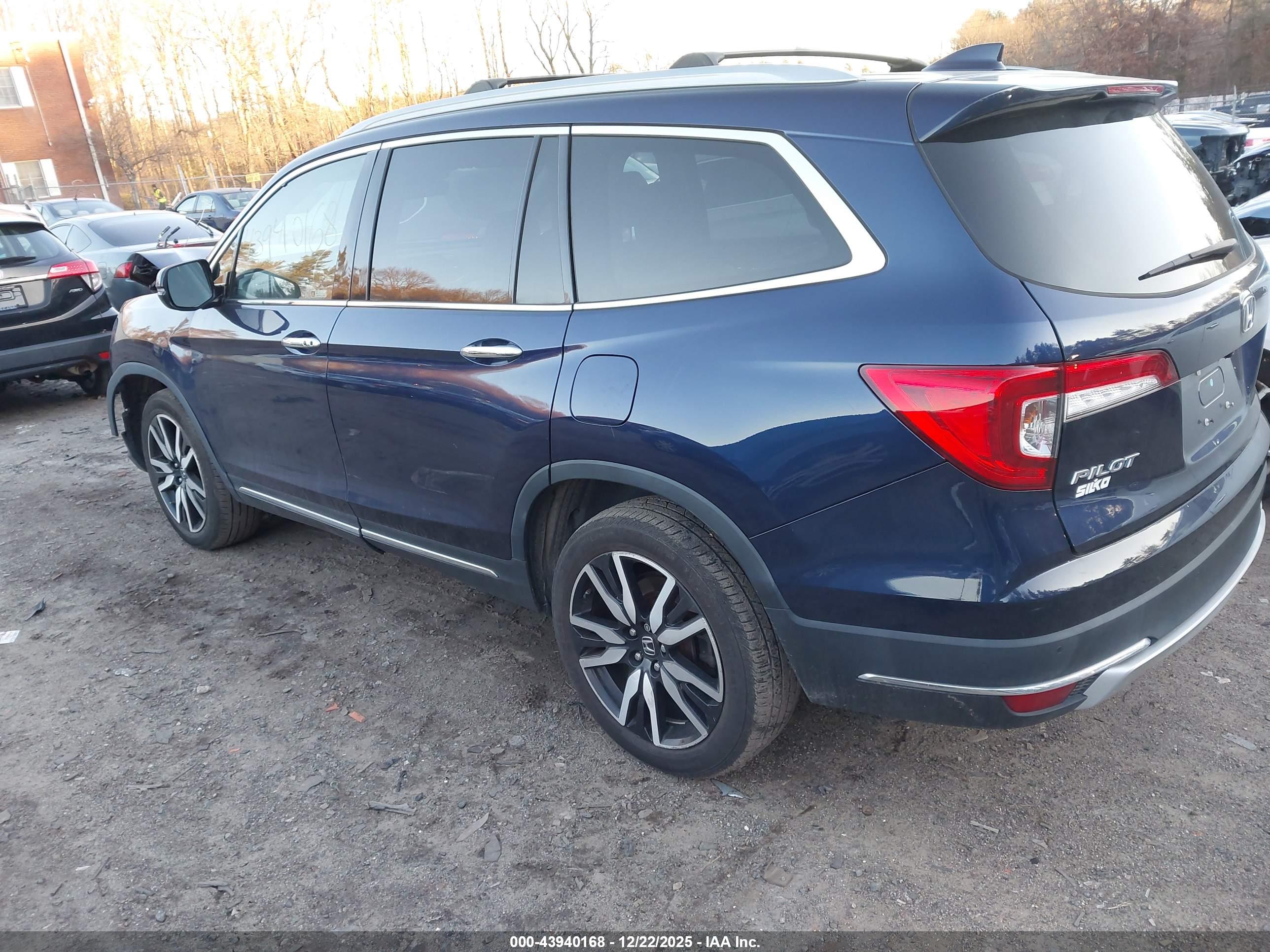 HONDA PILOT image 3