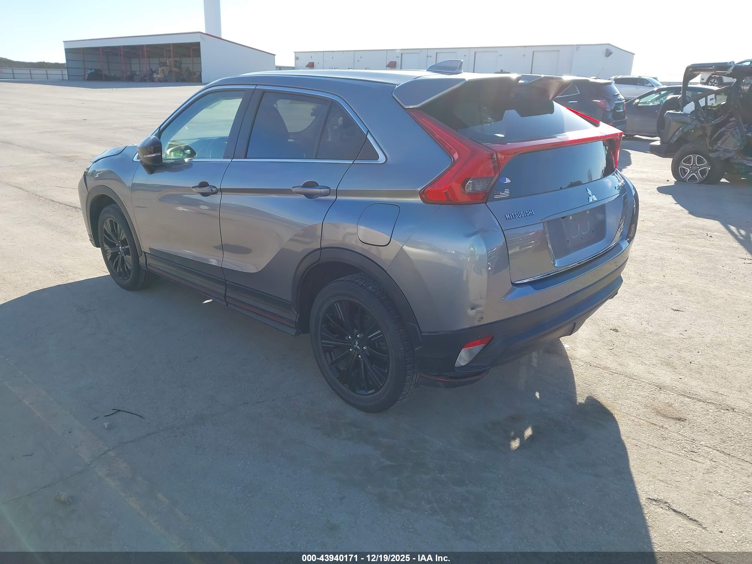 MITSUBISHI ECLIPSE image 3