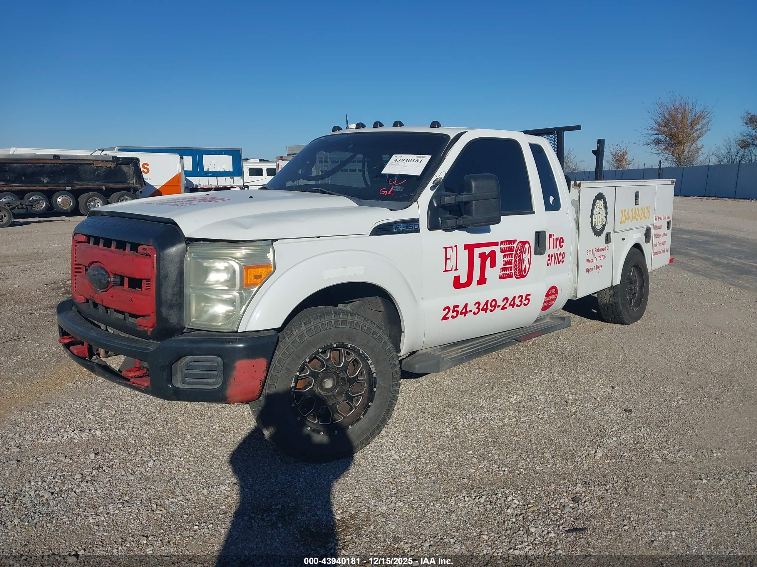FORD F-350 image 2