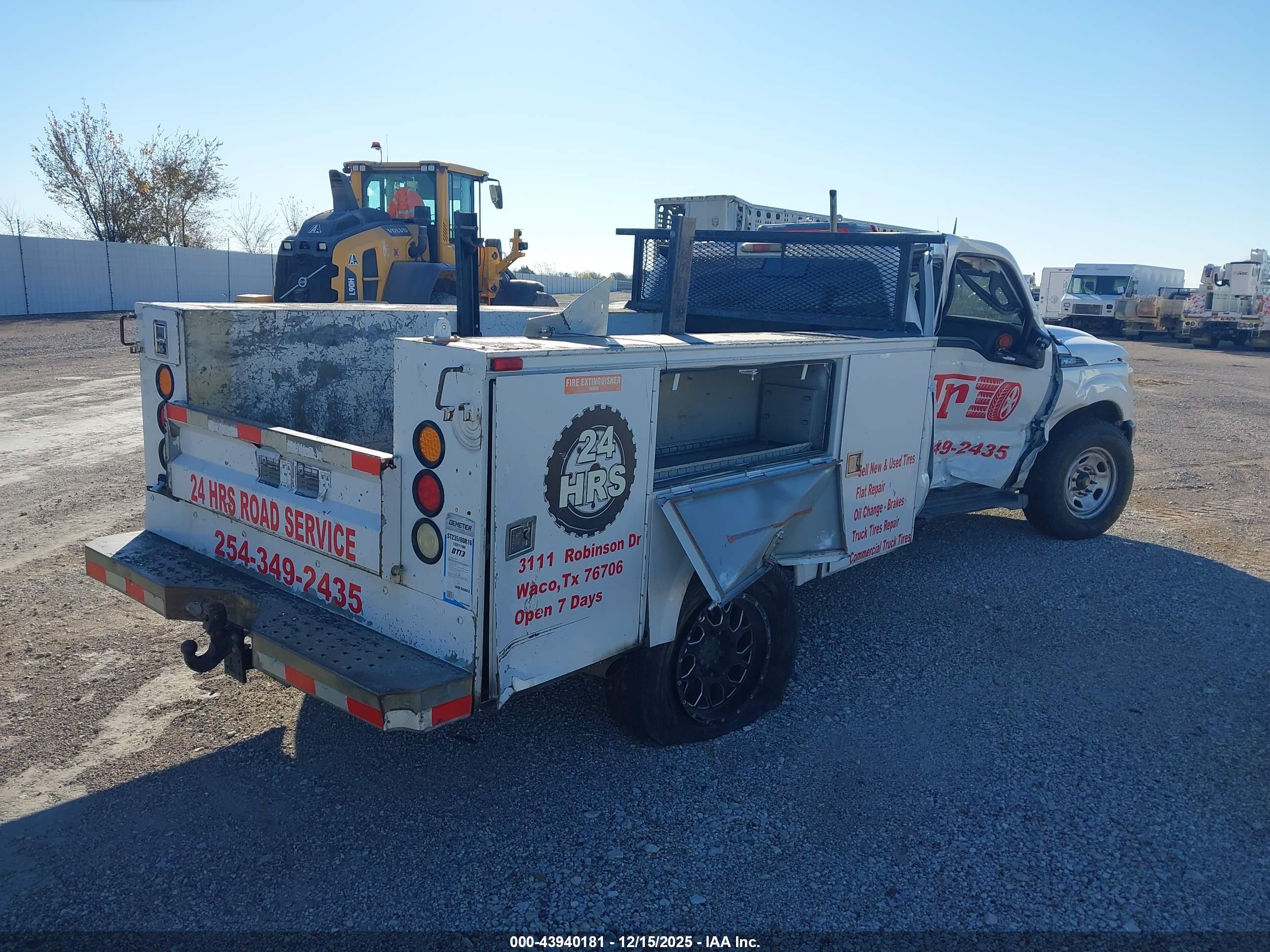FORD F-350 image 4