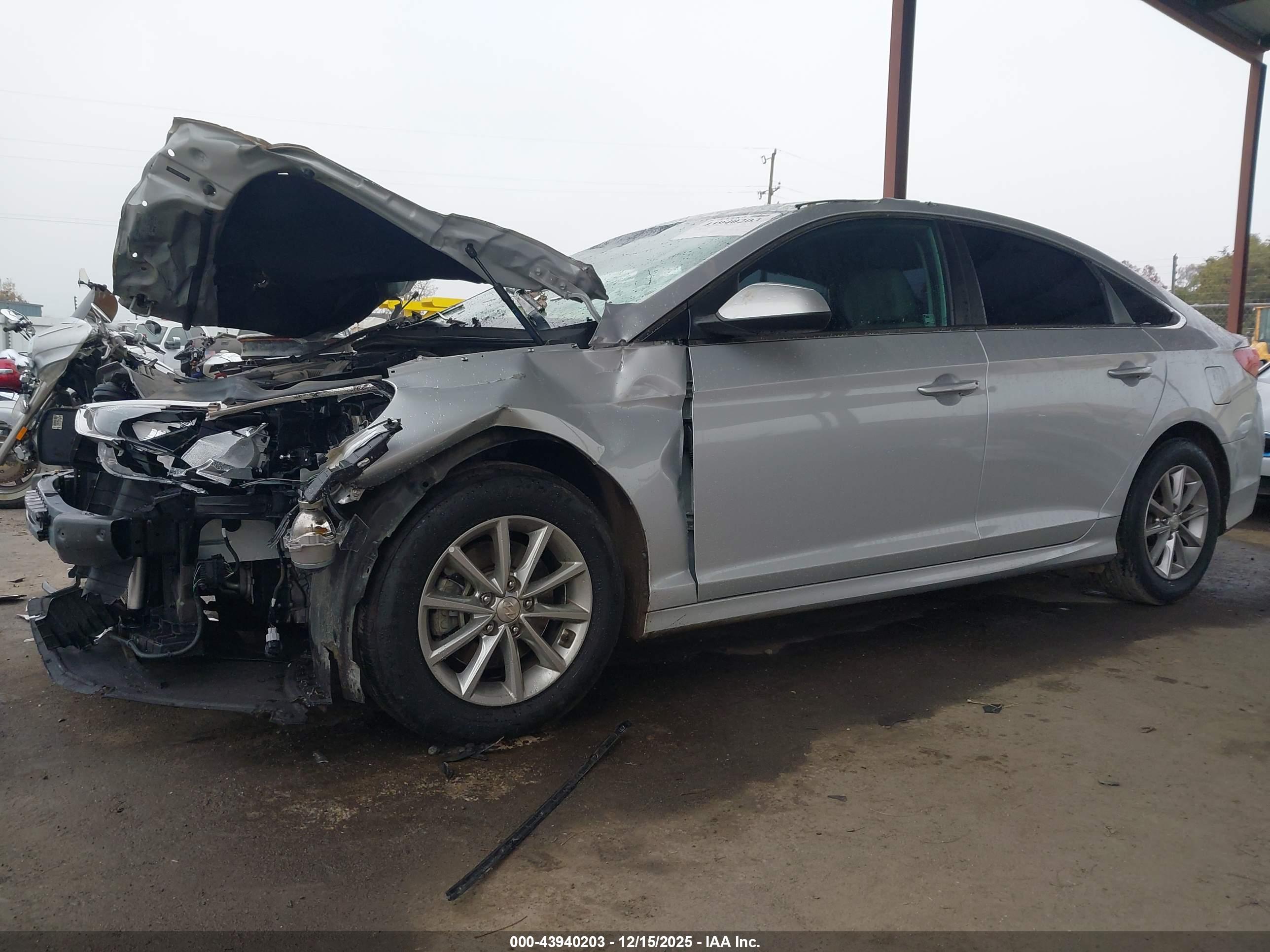 HYUNDAI SONATA image 2