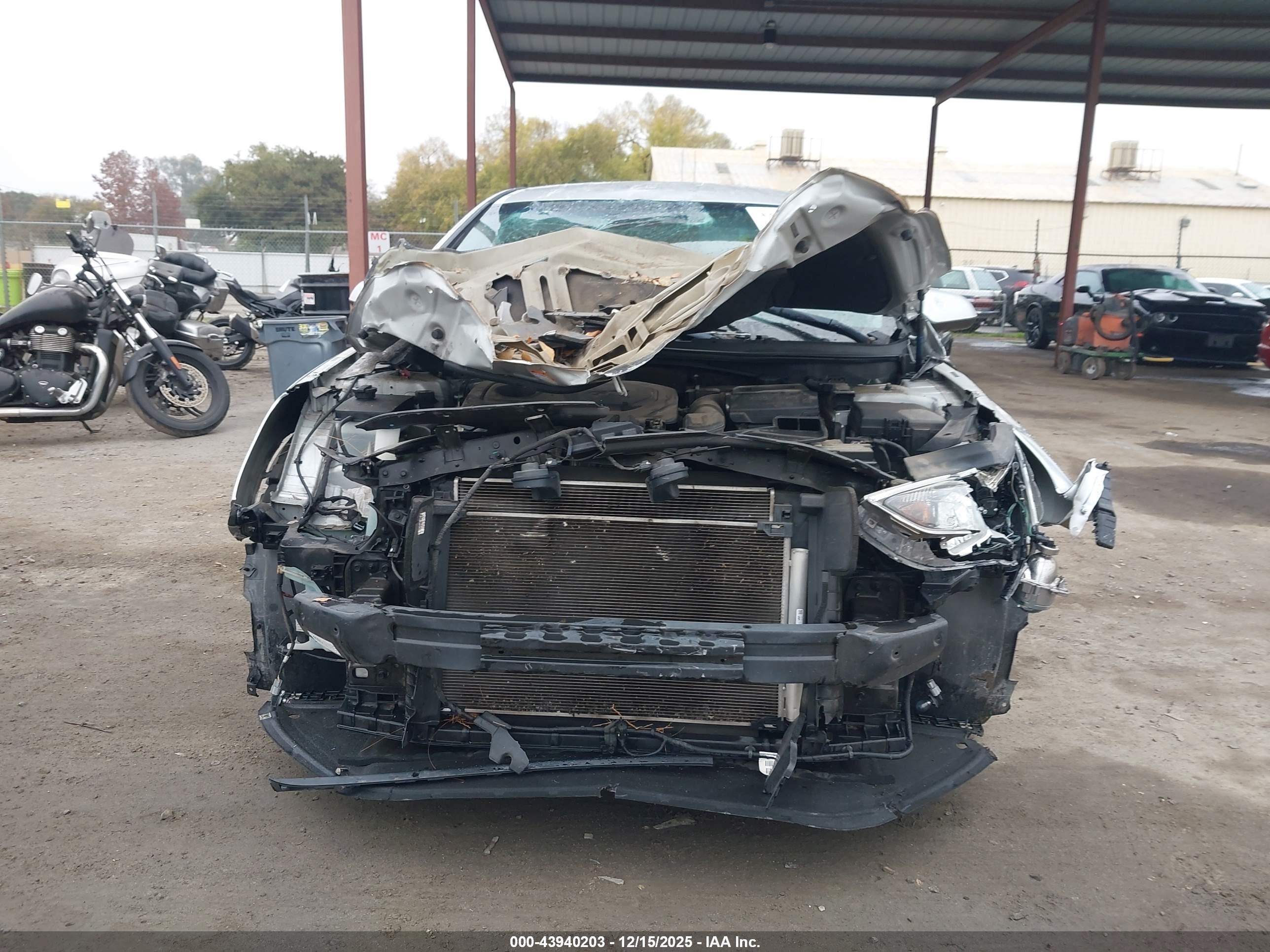 HYUNDAI SONATA image 6