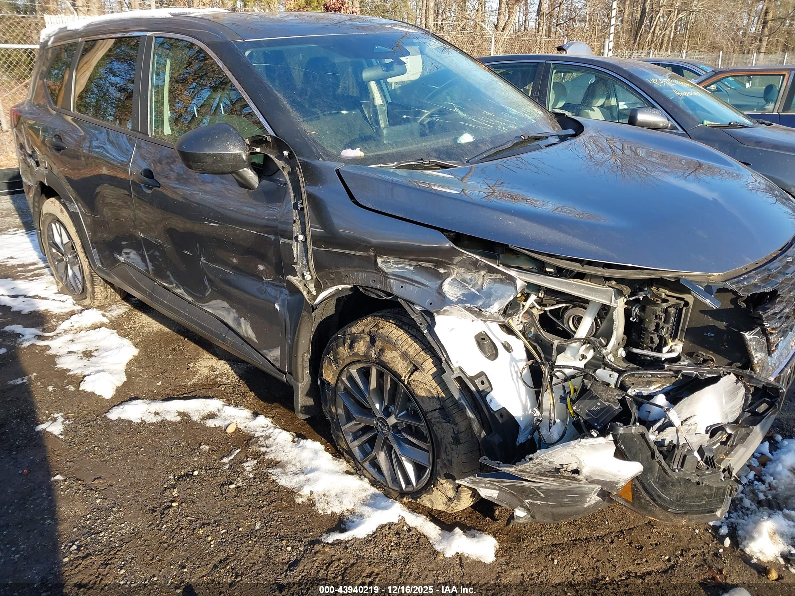 NISSAN ROGUE image 6