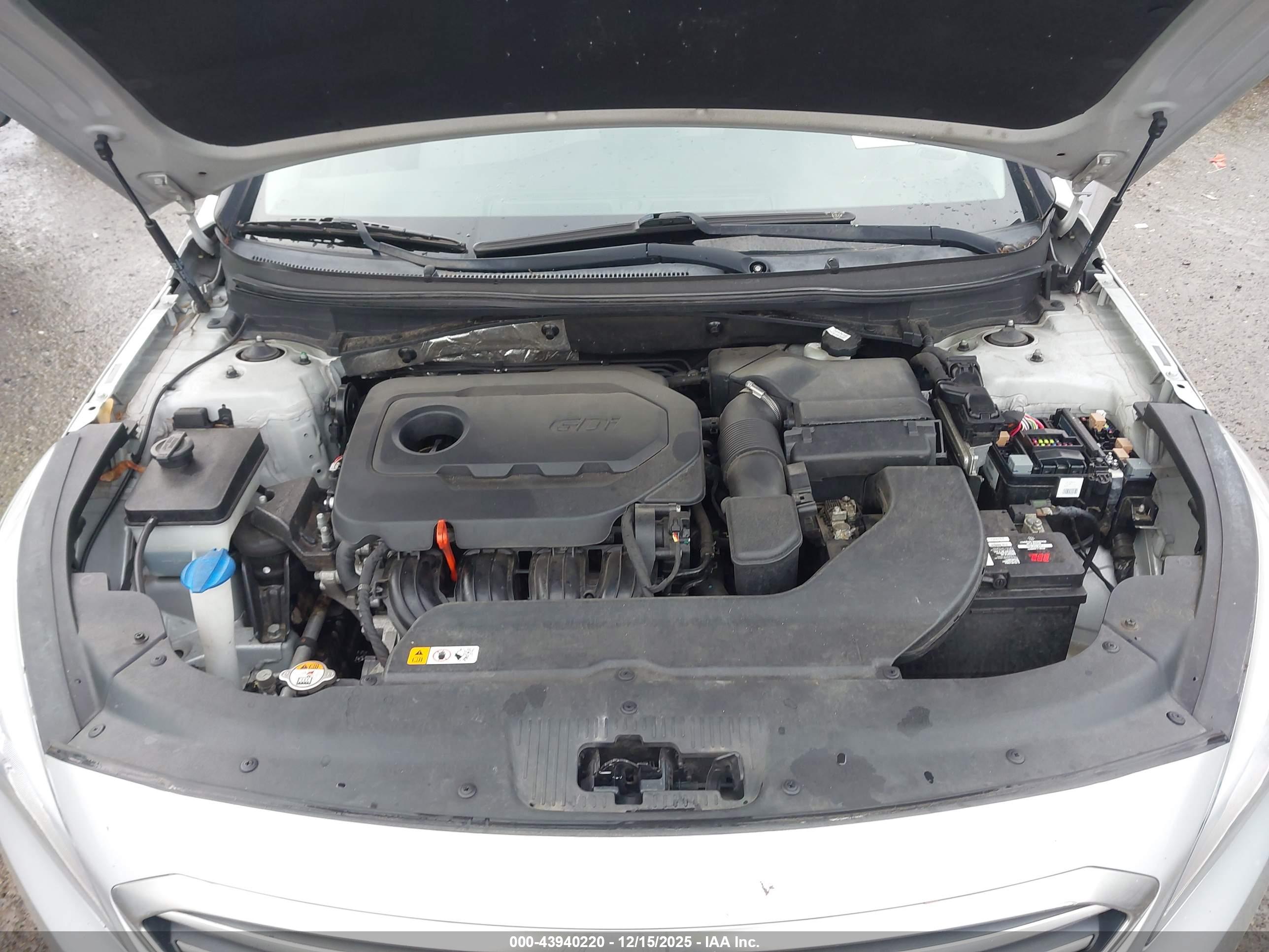 HYUNDAI SONATA image 10