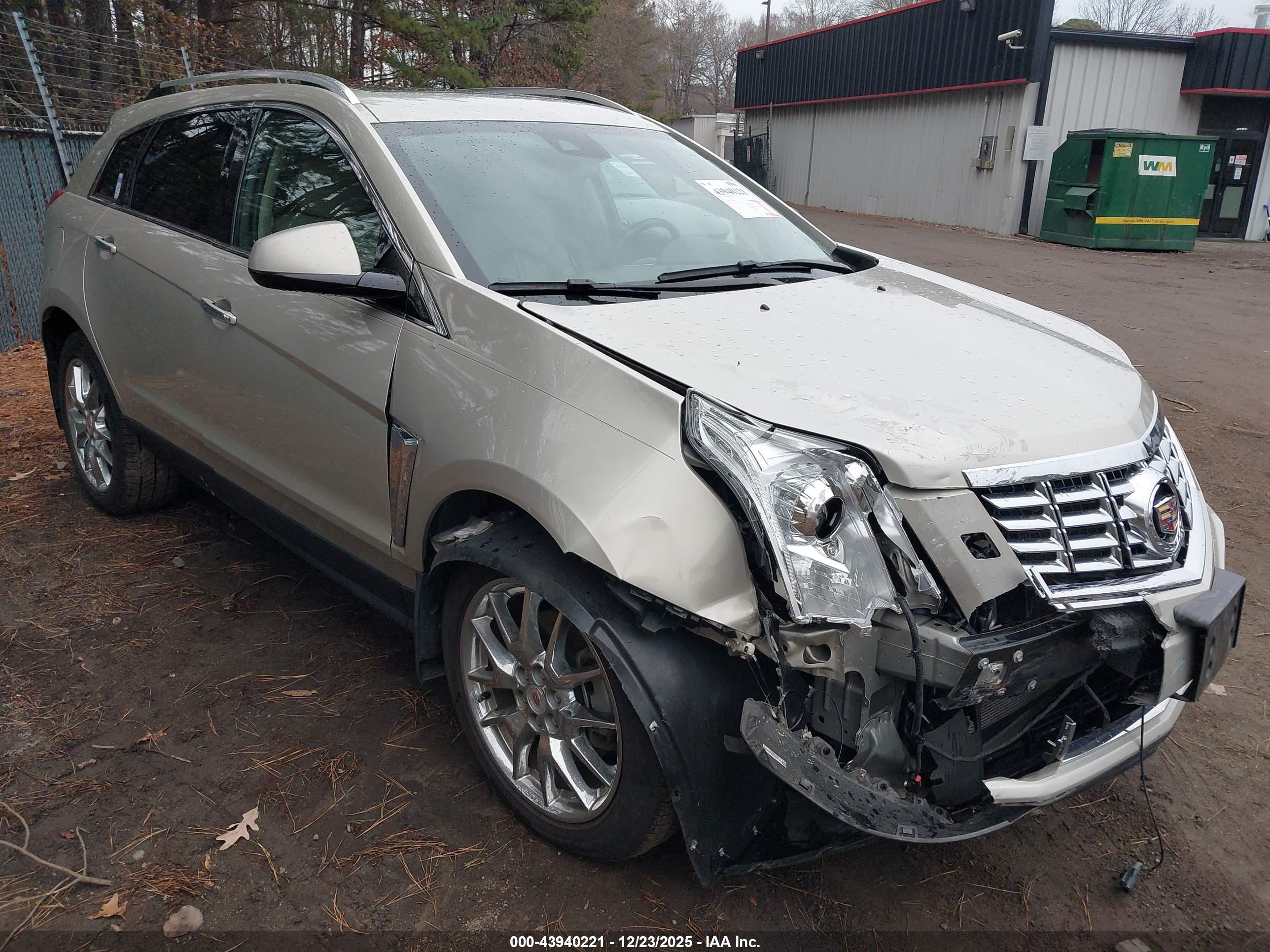 CADILLAC SRX image 6
