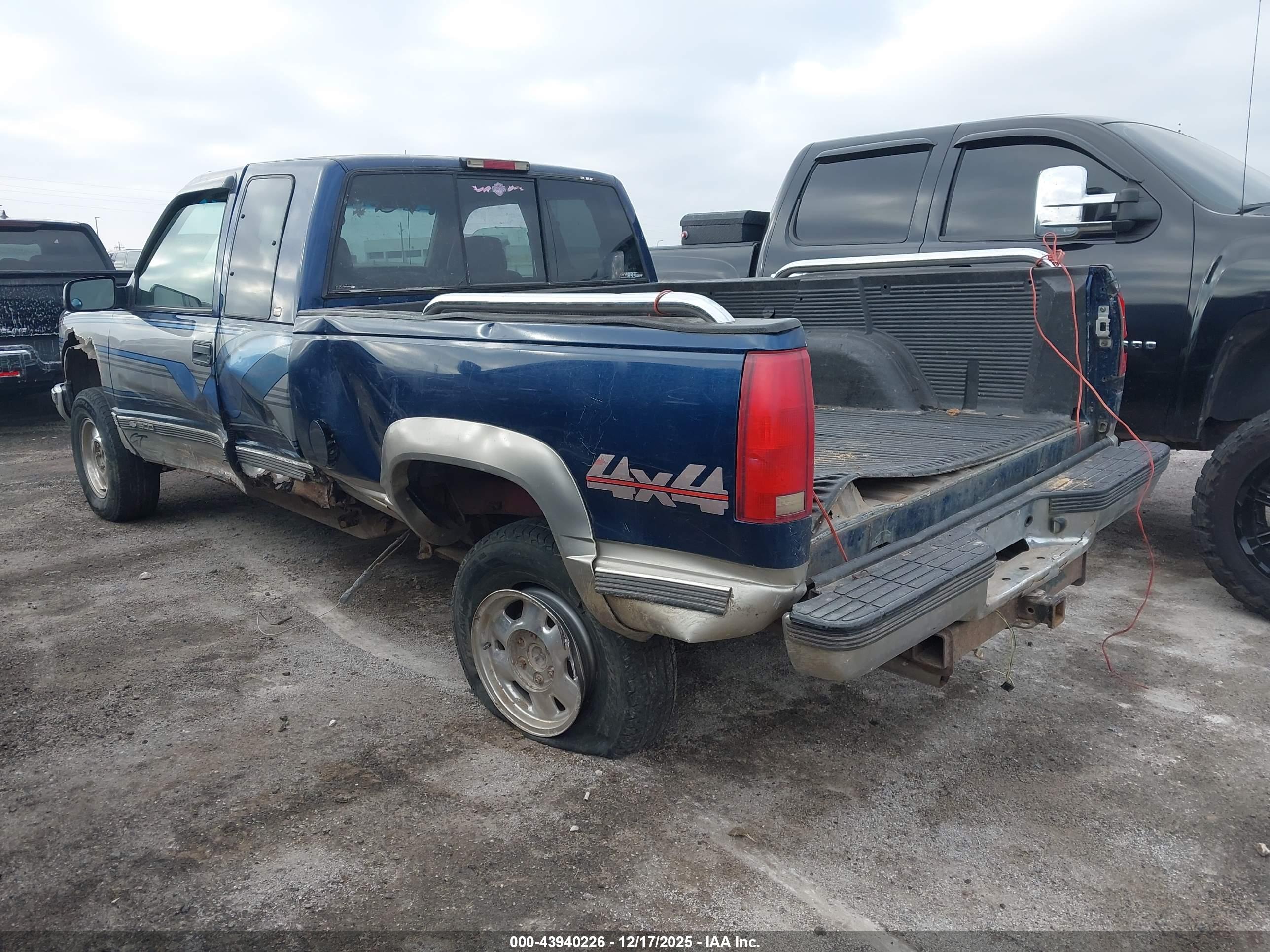 CHEVROLET K1500 image 3