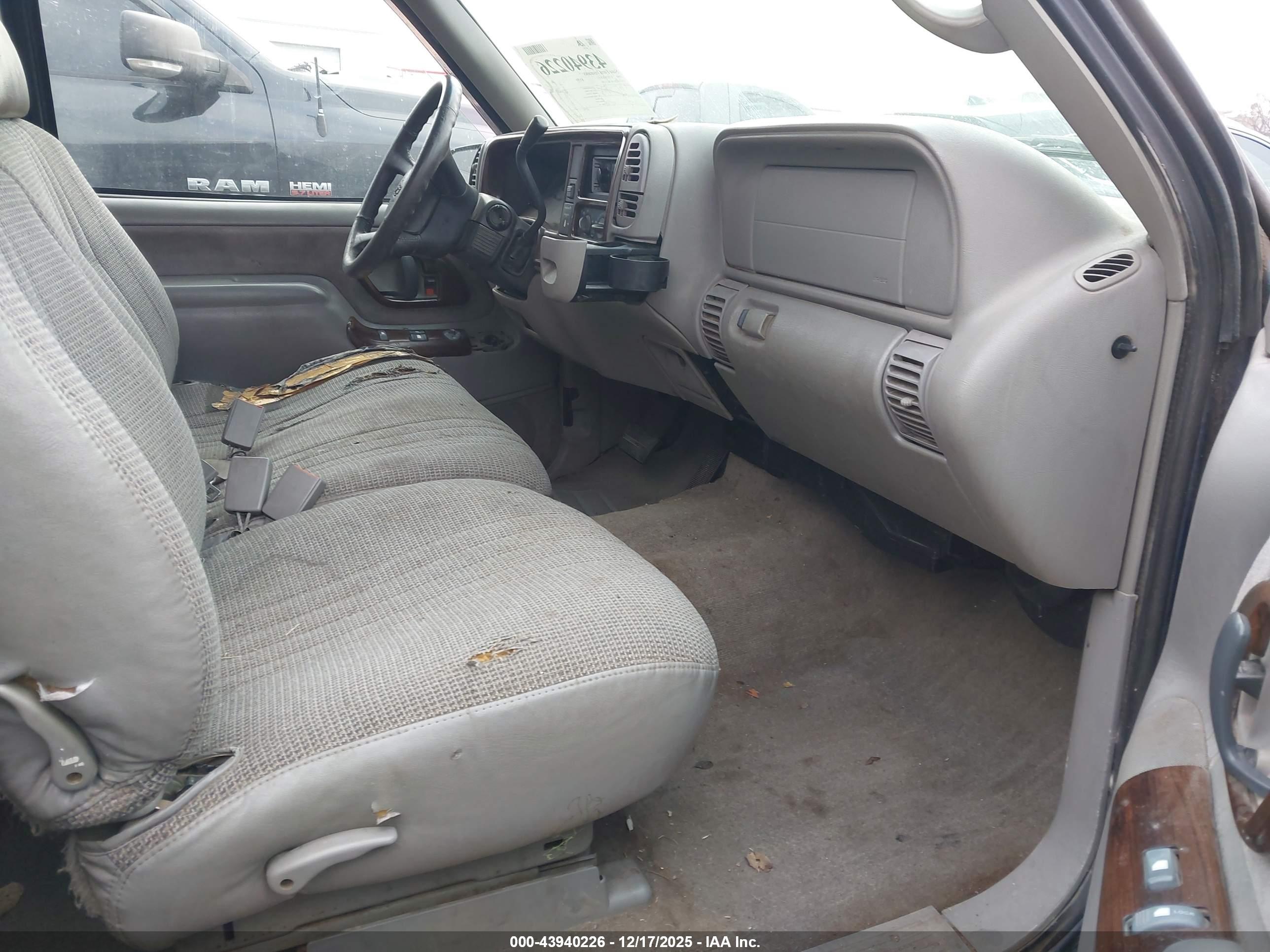 CHEVROLET K1500 image 5