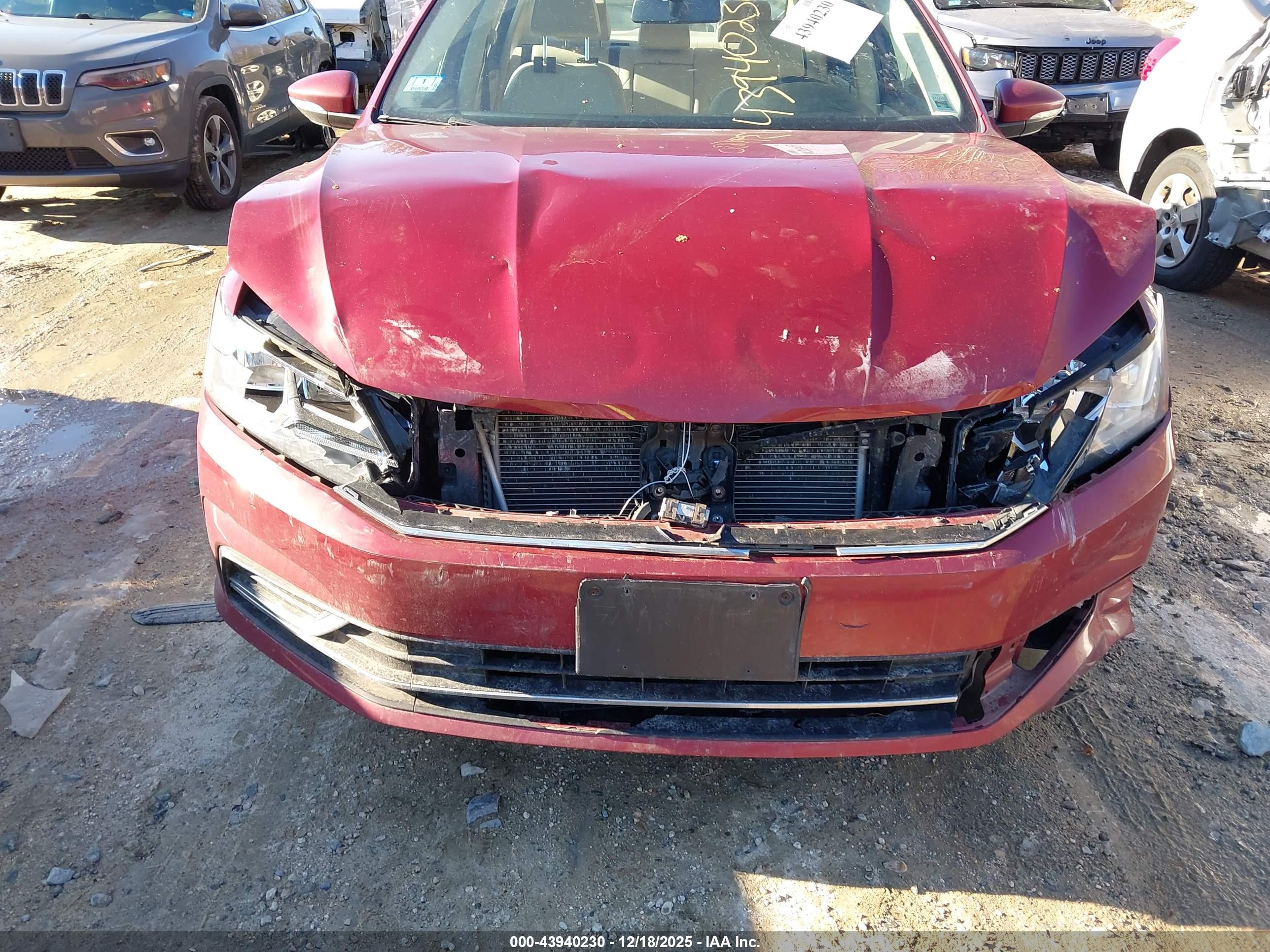 VOLKSWAGEN PASSAT image 6
