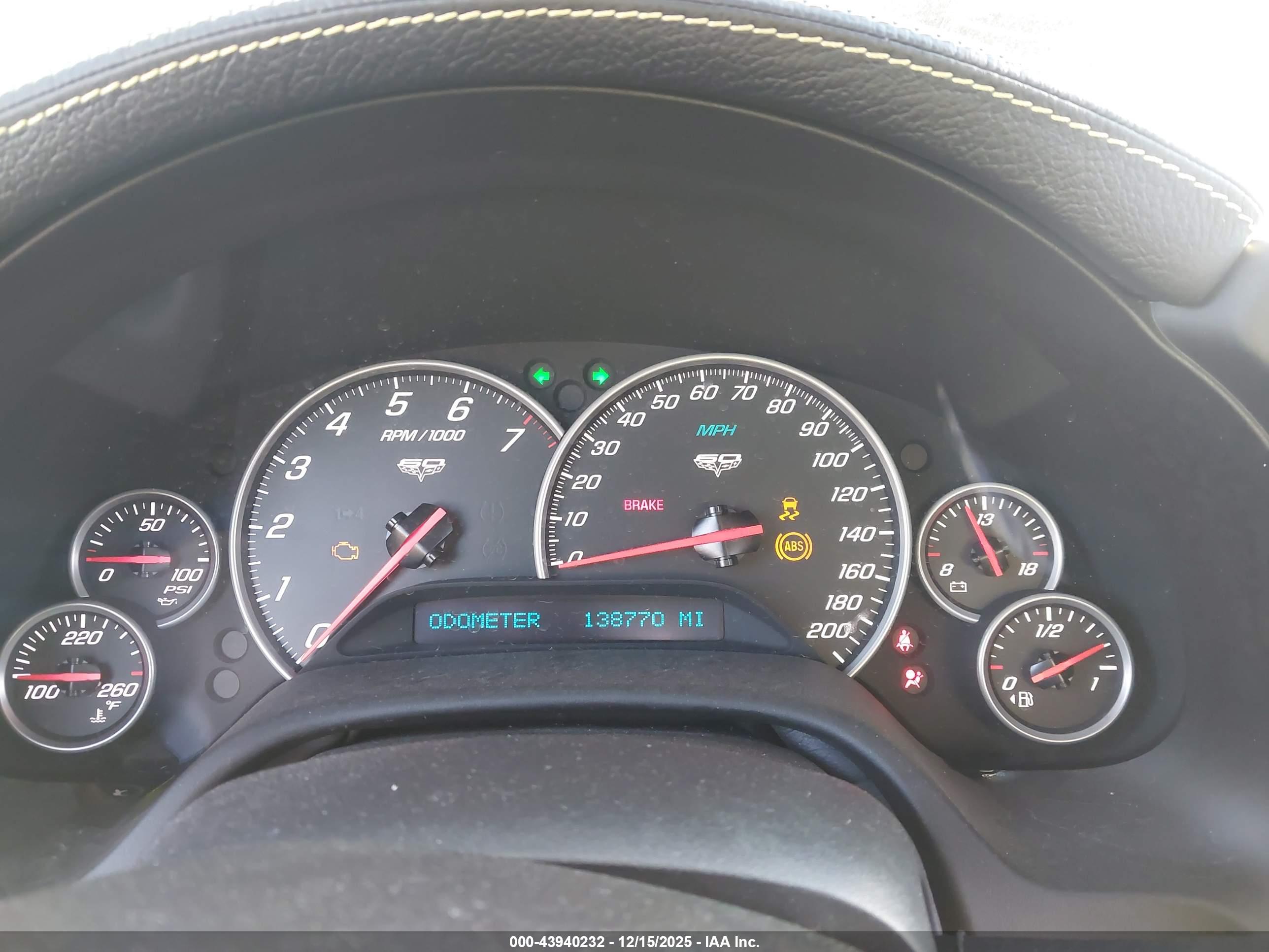CHEVROLET CORVETTE image 7