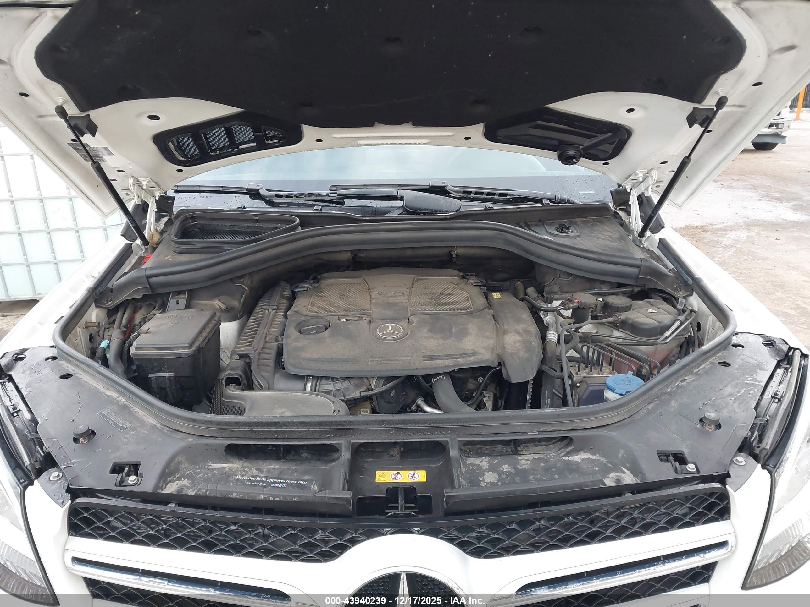 MERCEDES-BENZ GLE image 10
