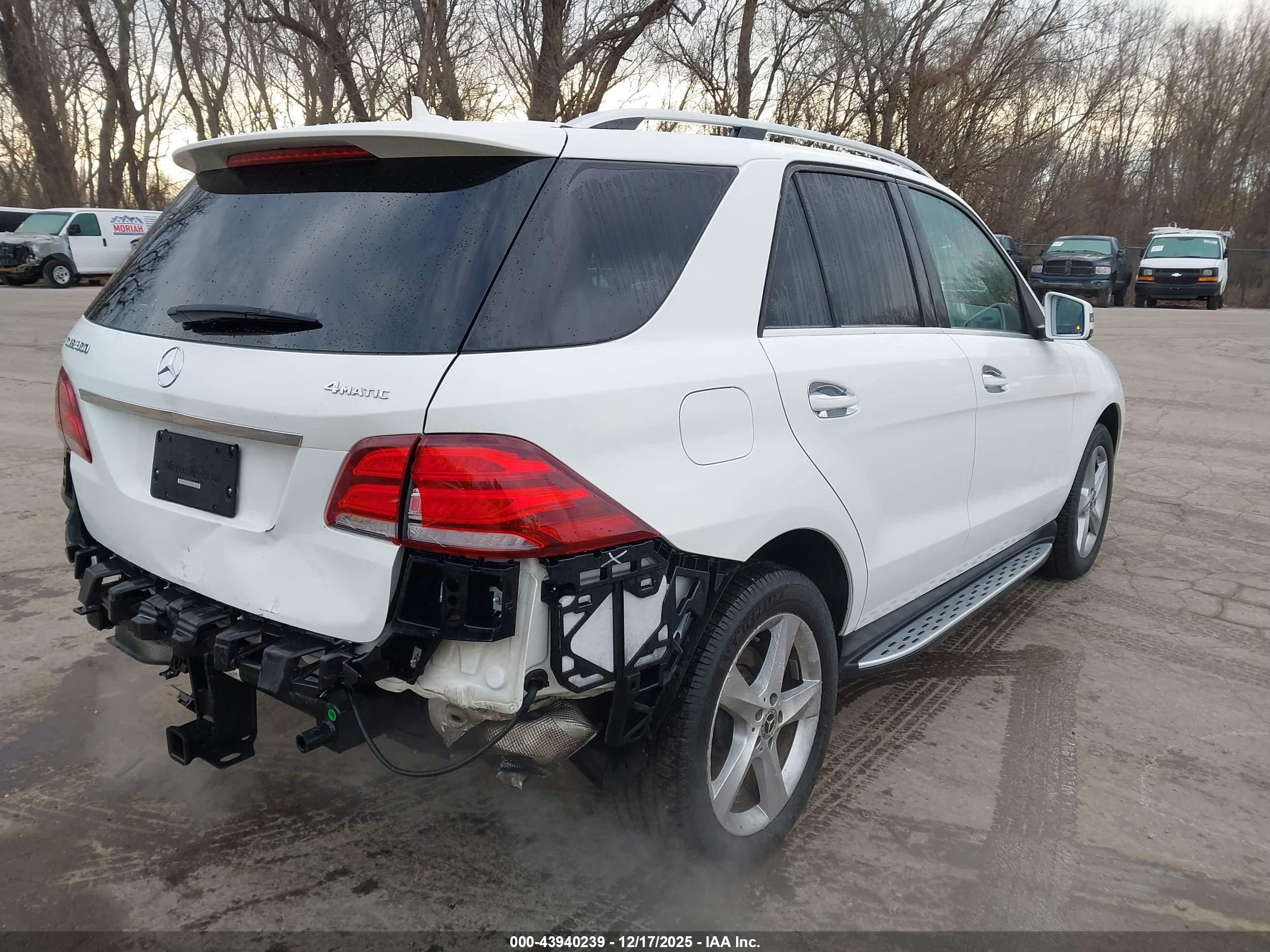 MERCEDES-BENZ GLE image 4