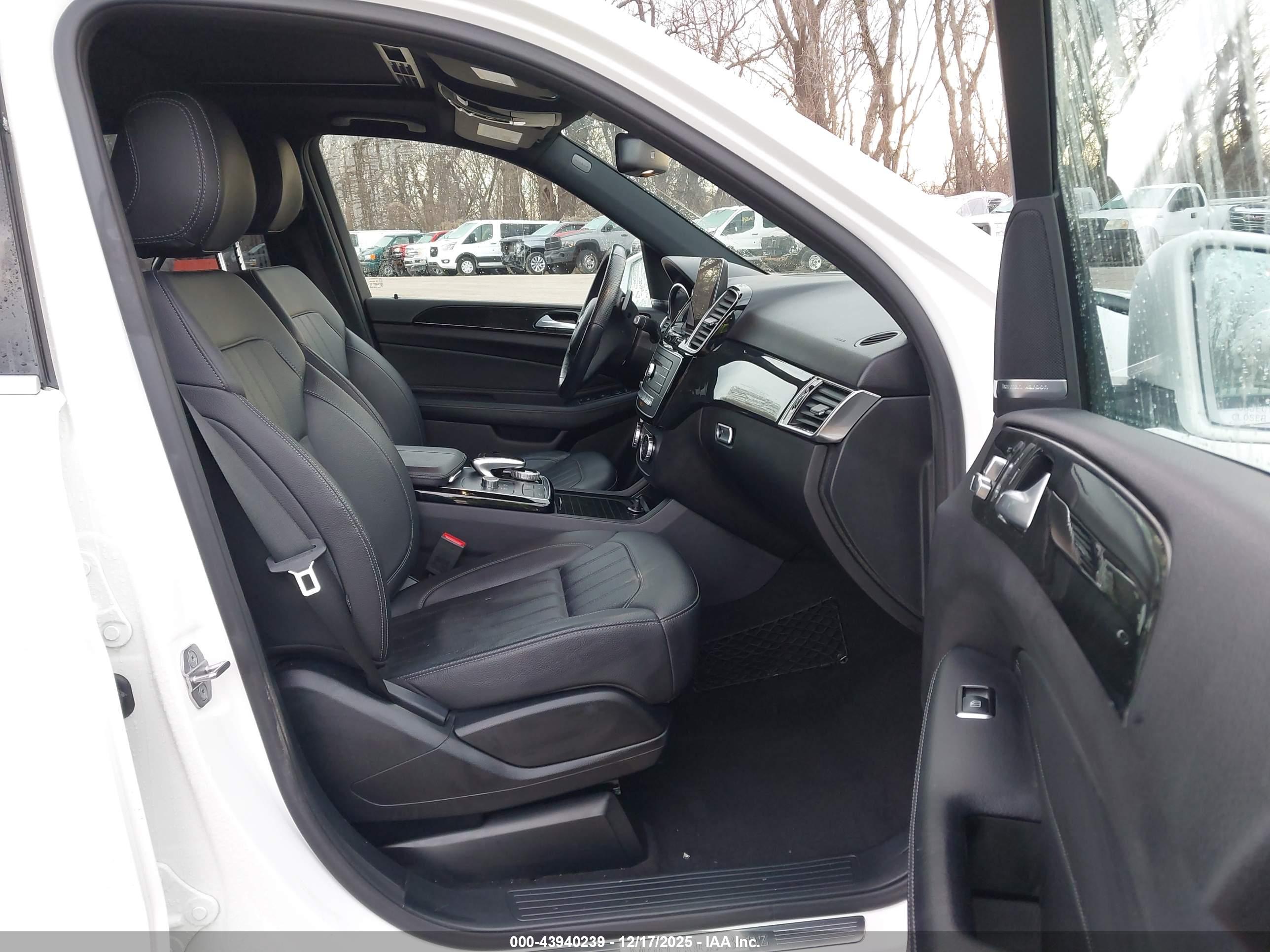 MERCEDES-BENZ GLE image 5