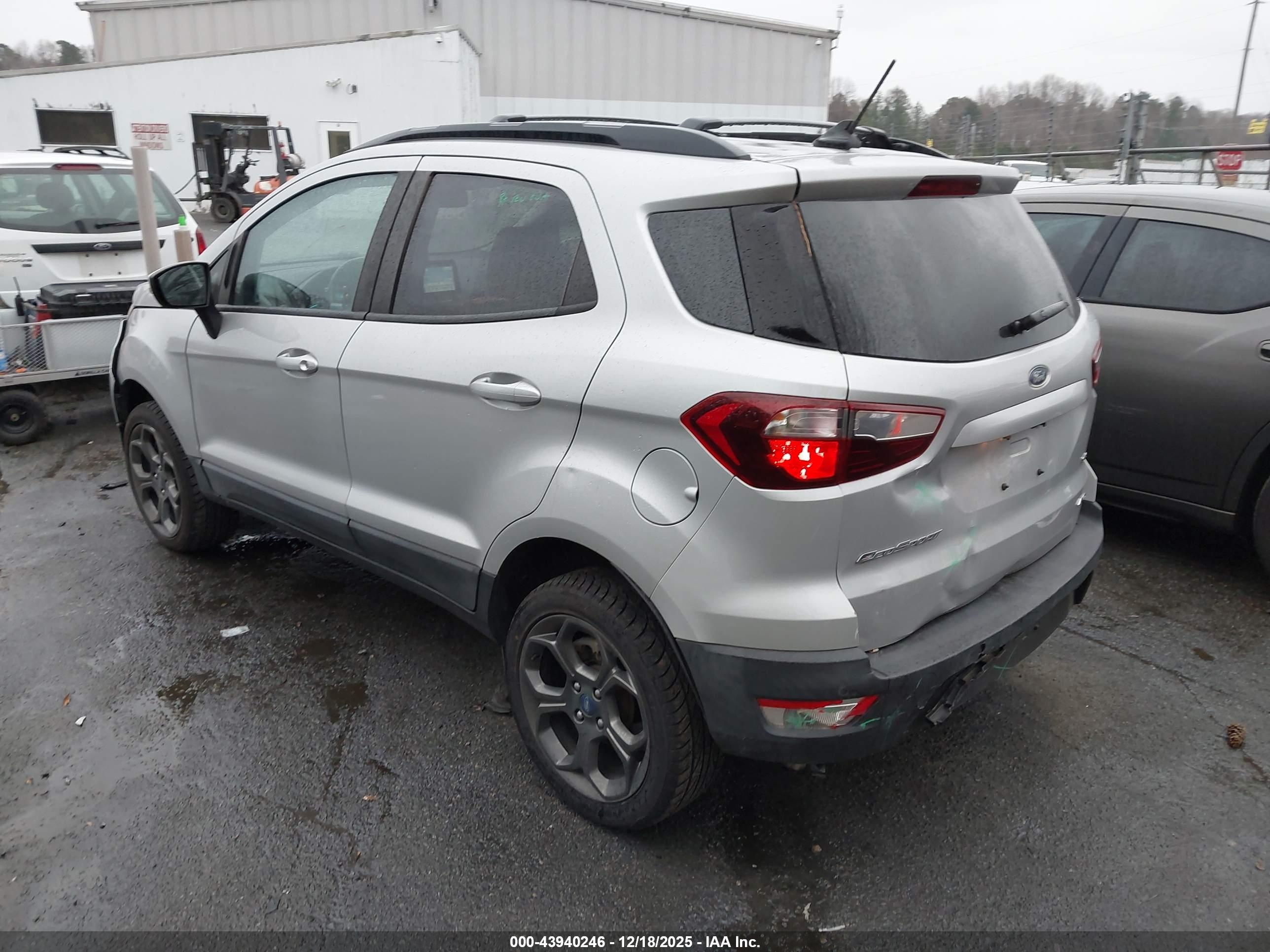 FORD ECOSPORT image 3