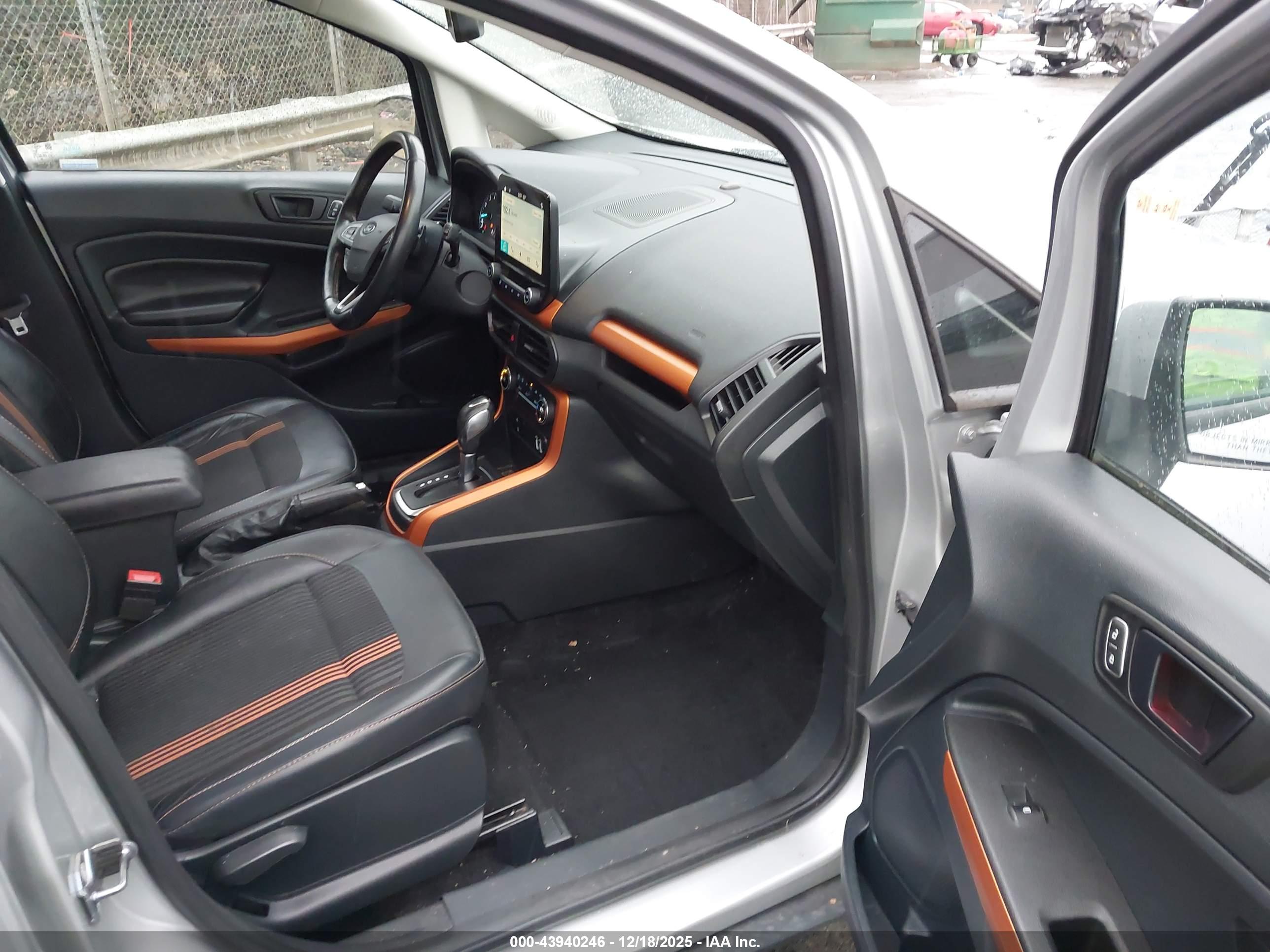 FORD ECOSPORT image 5