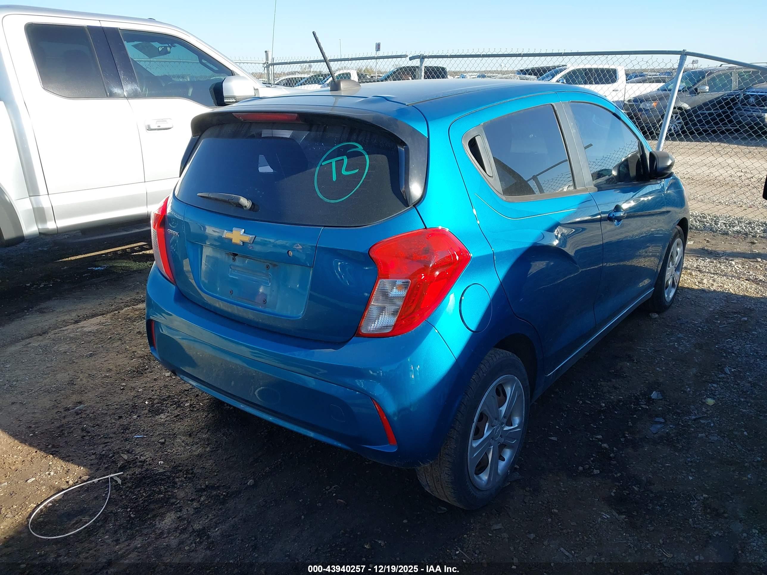 CHEVROLET SPARK image 4