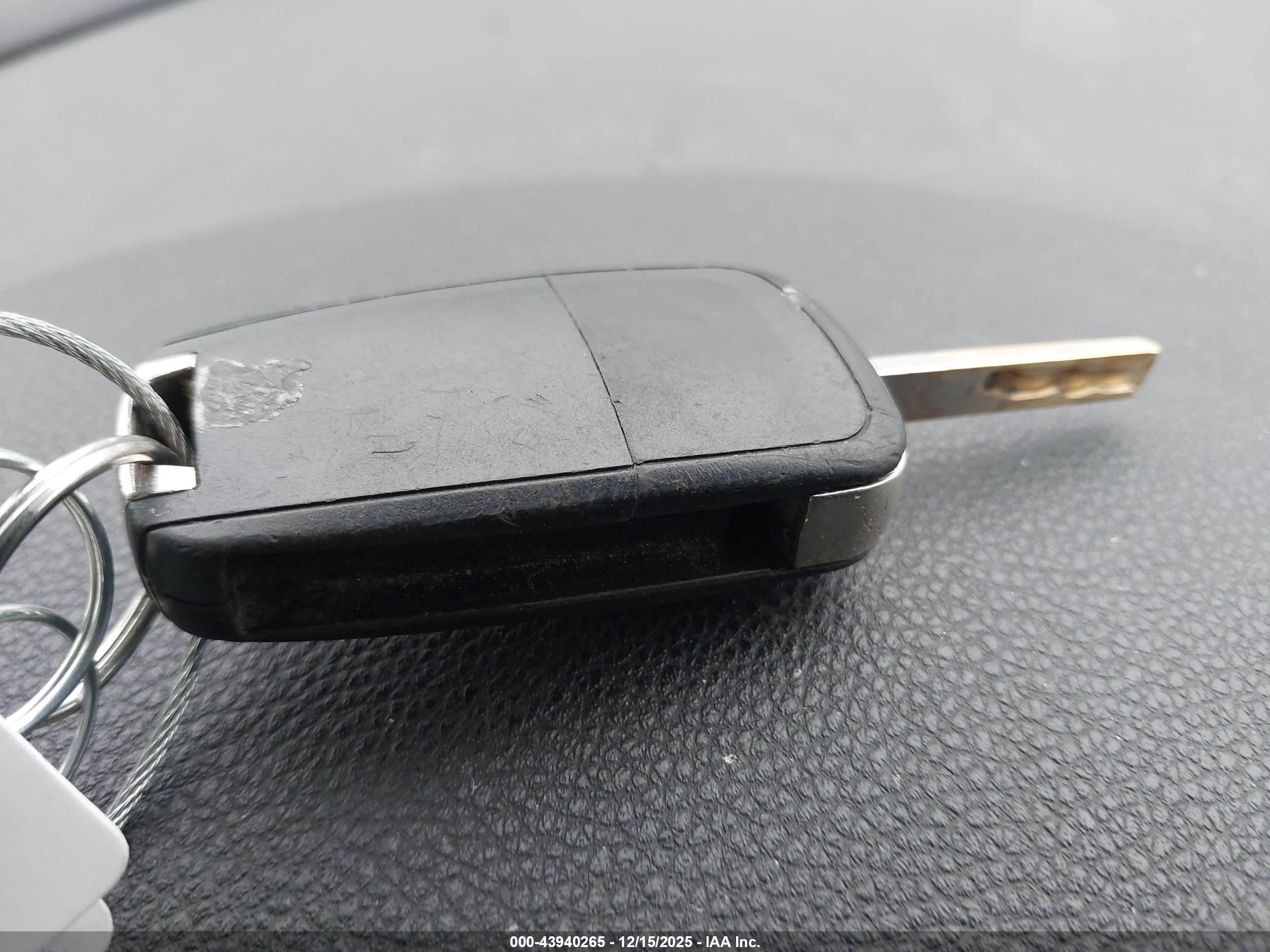 CHEVROLET MALIBU image 11