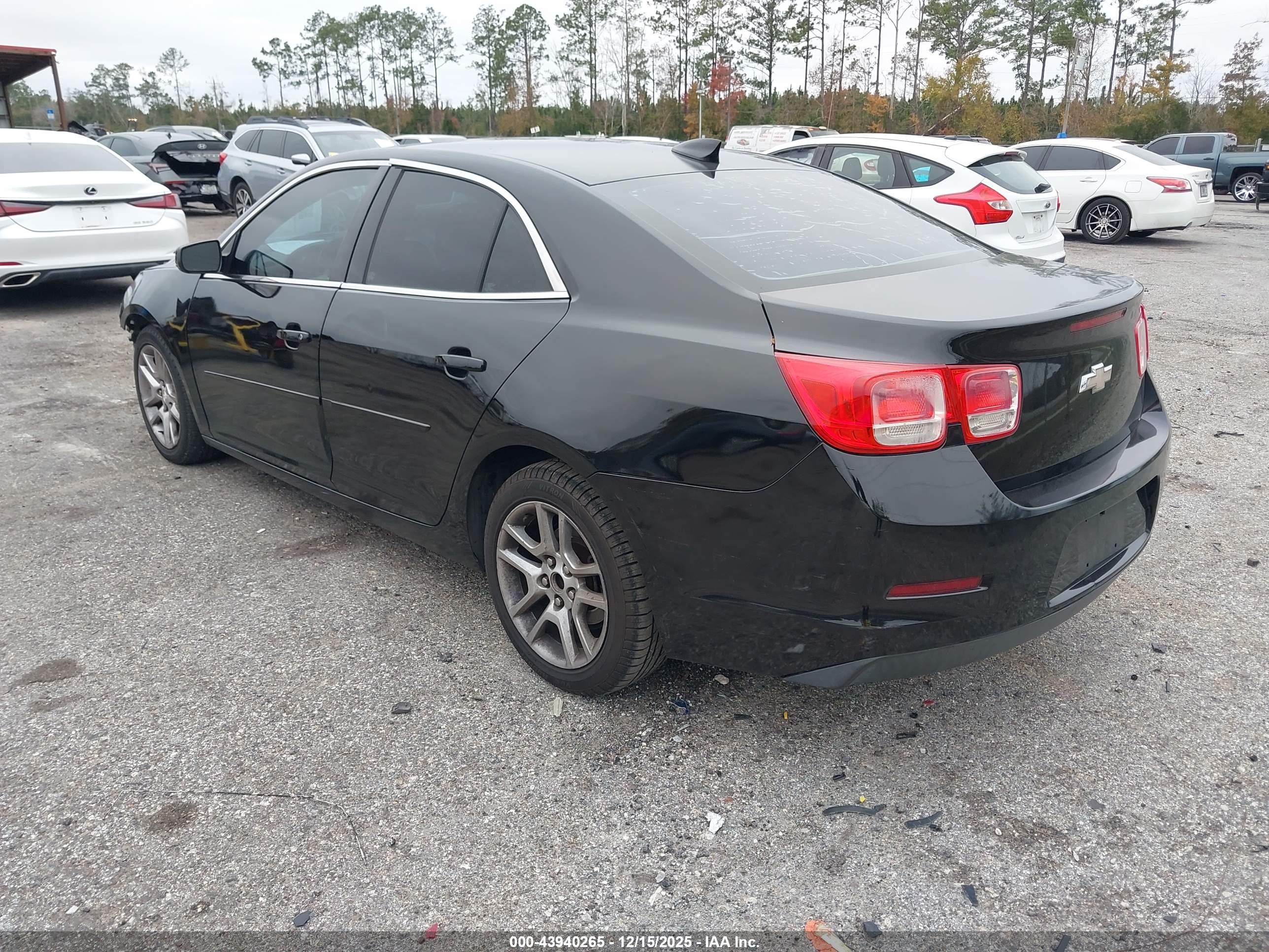 CHEVROLET MALIBU image 3