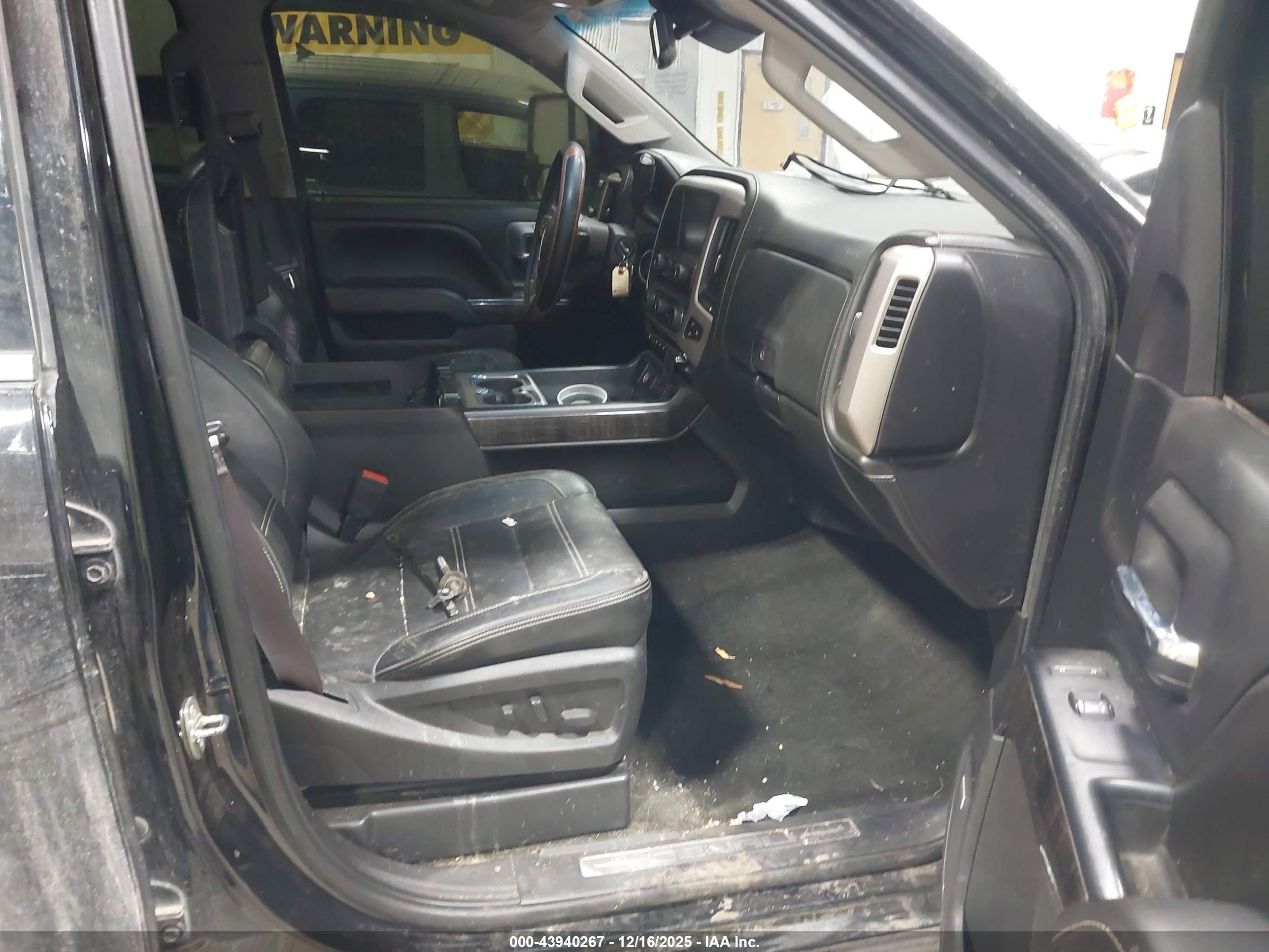 GMC SIERRA image 5