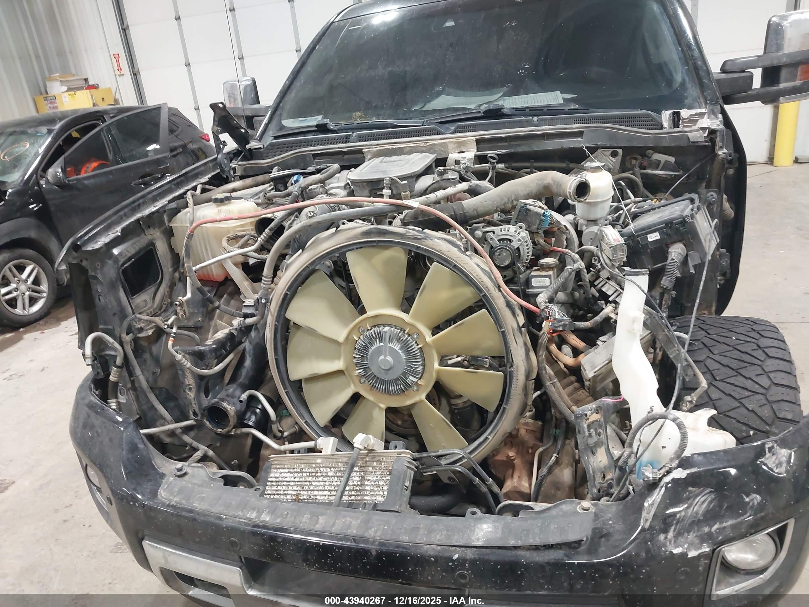 GMC SIERRA image 6