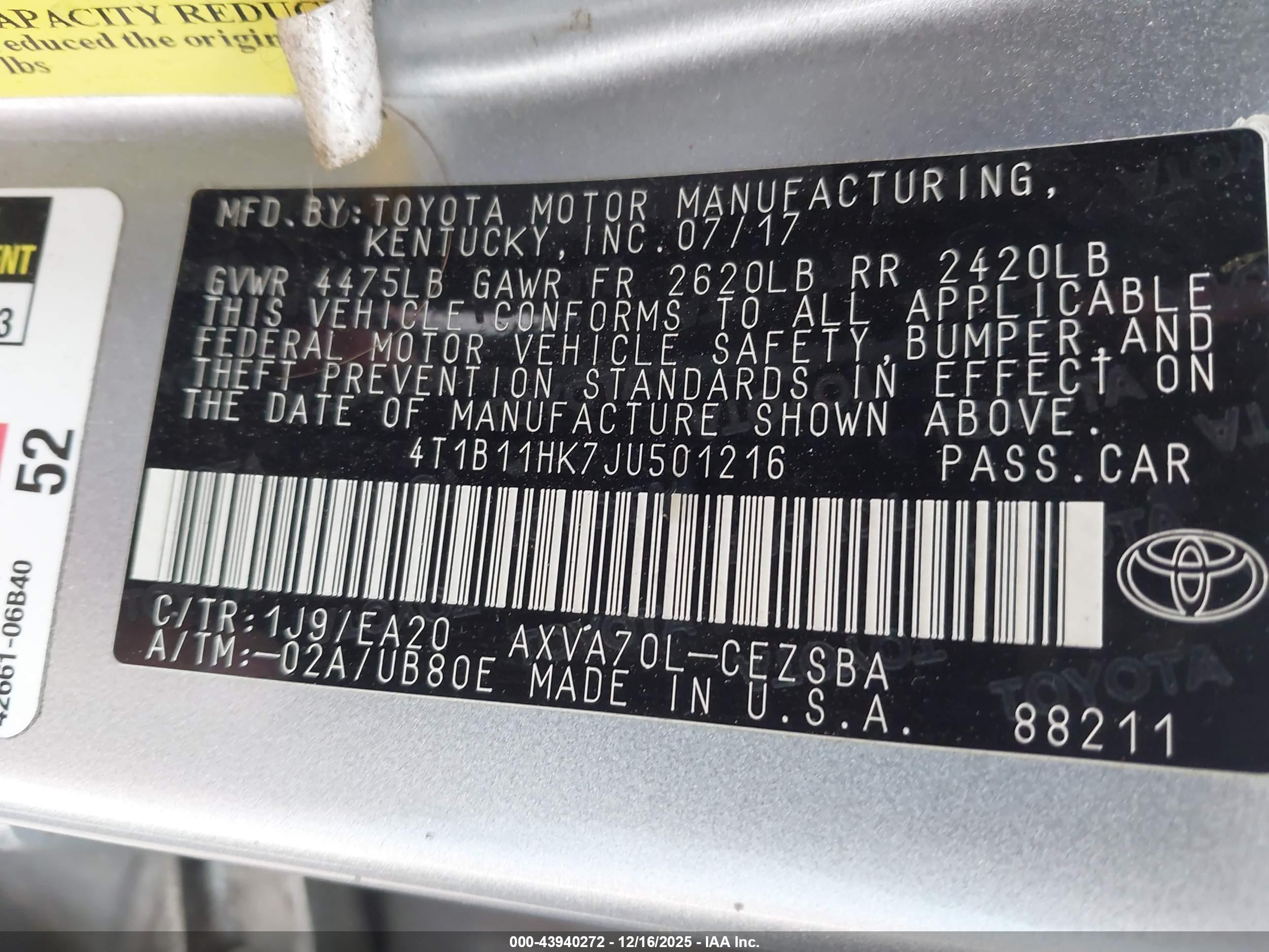 TOYOTA CAMRY image 9