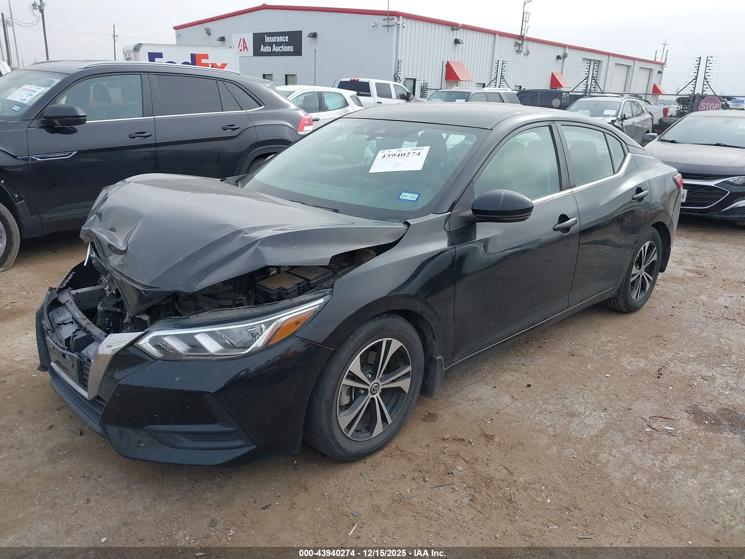 NISSAN SENTRA image 2